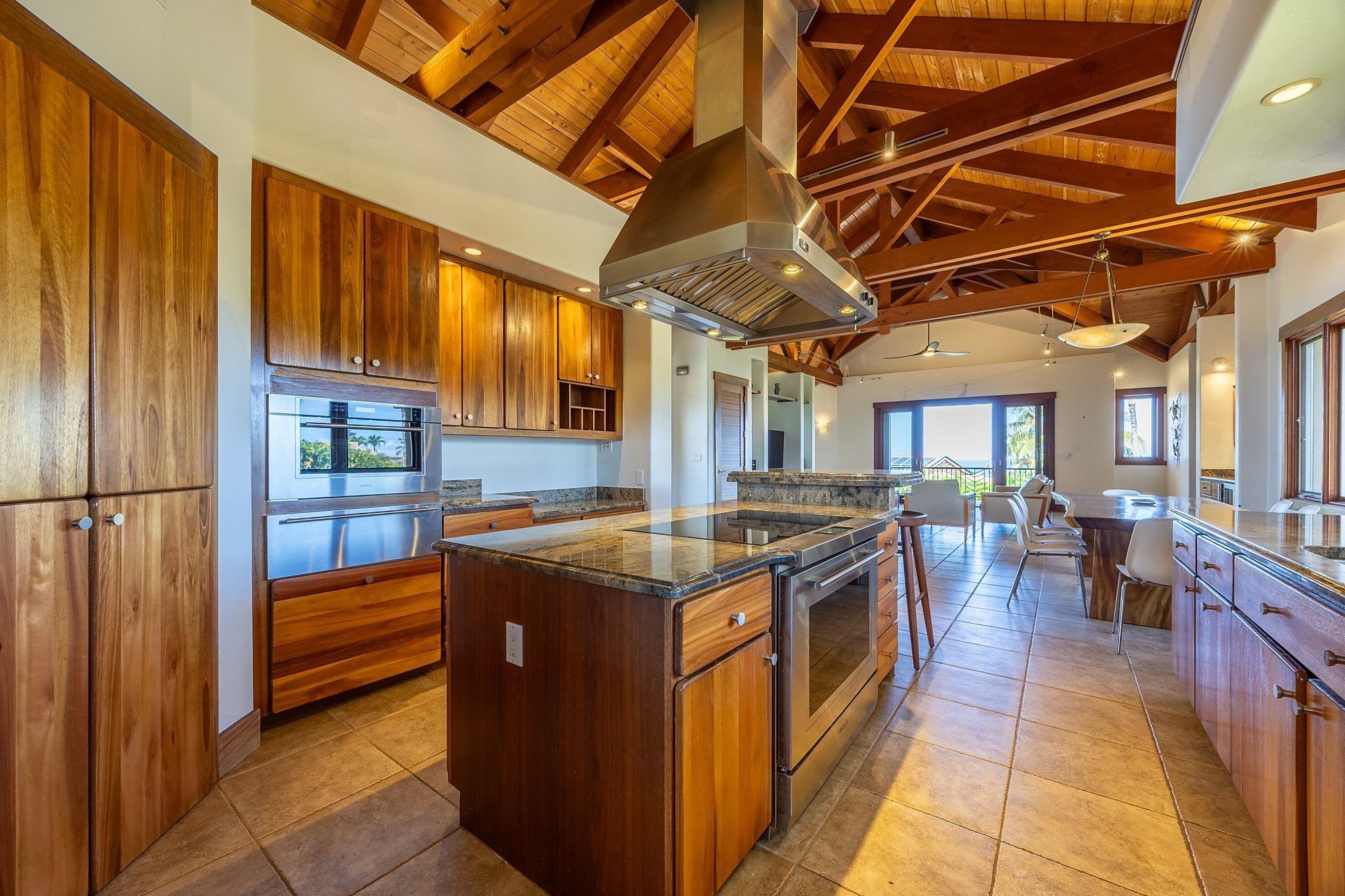 250 Akia Pl Property Photo 4