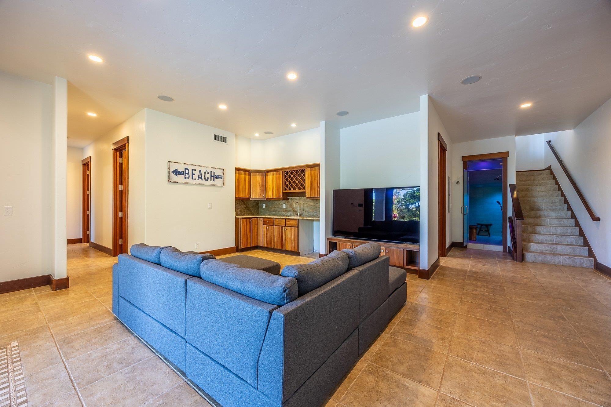 250 Akia Pl Property Photo 8