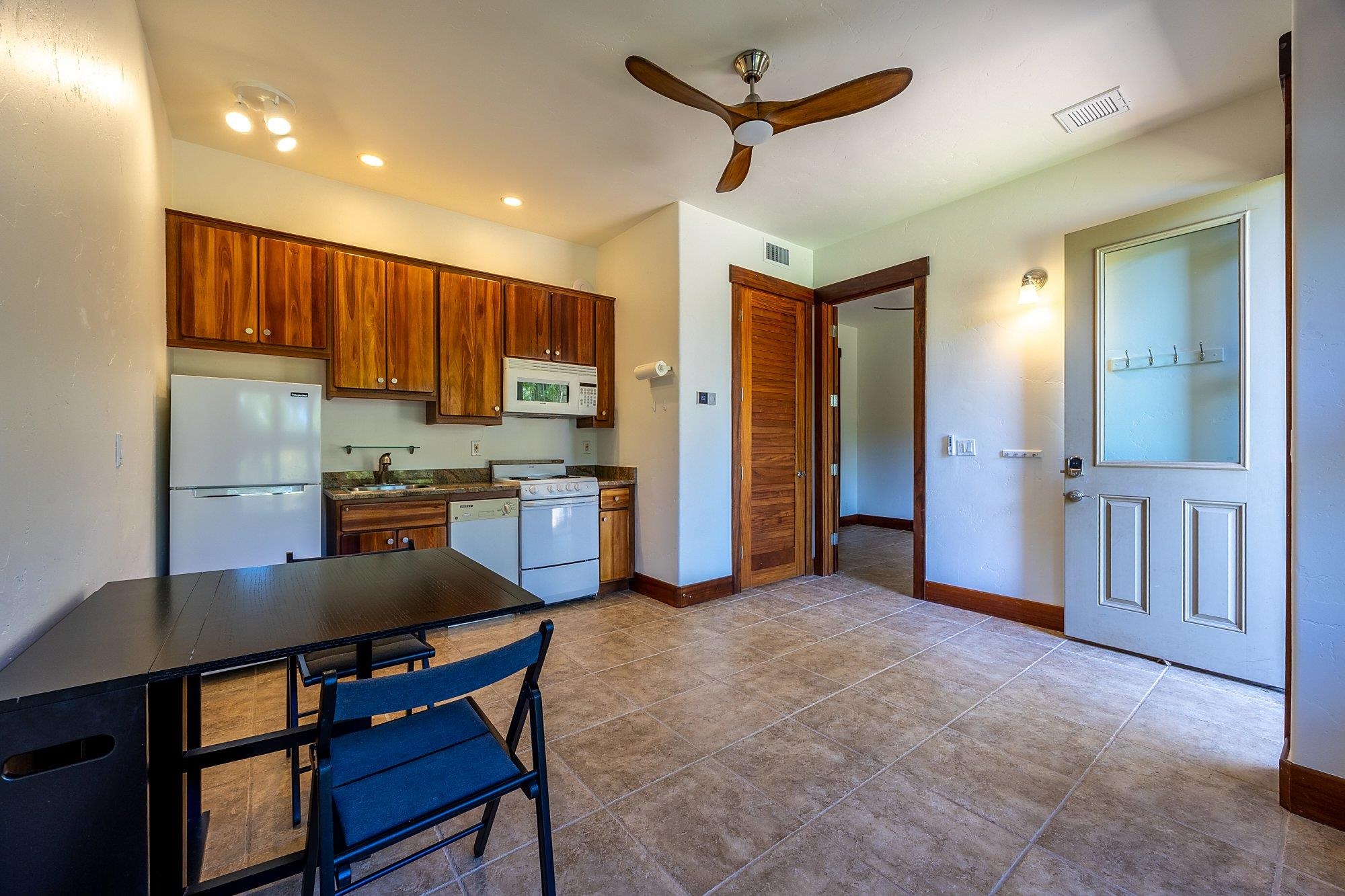 250 Akia Pl Property Photo 35