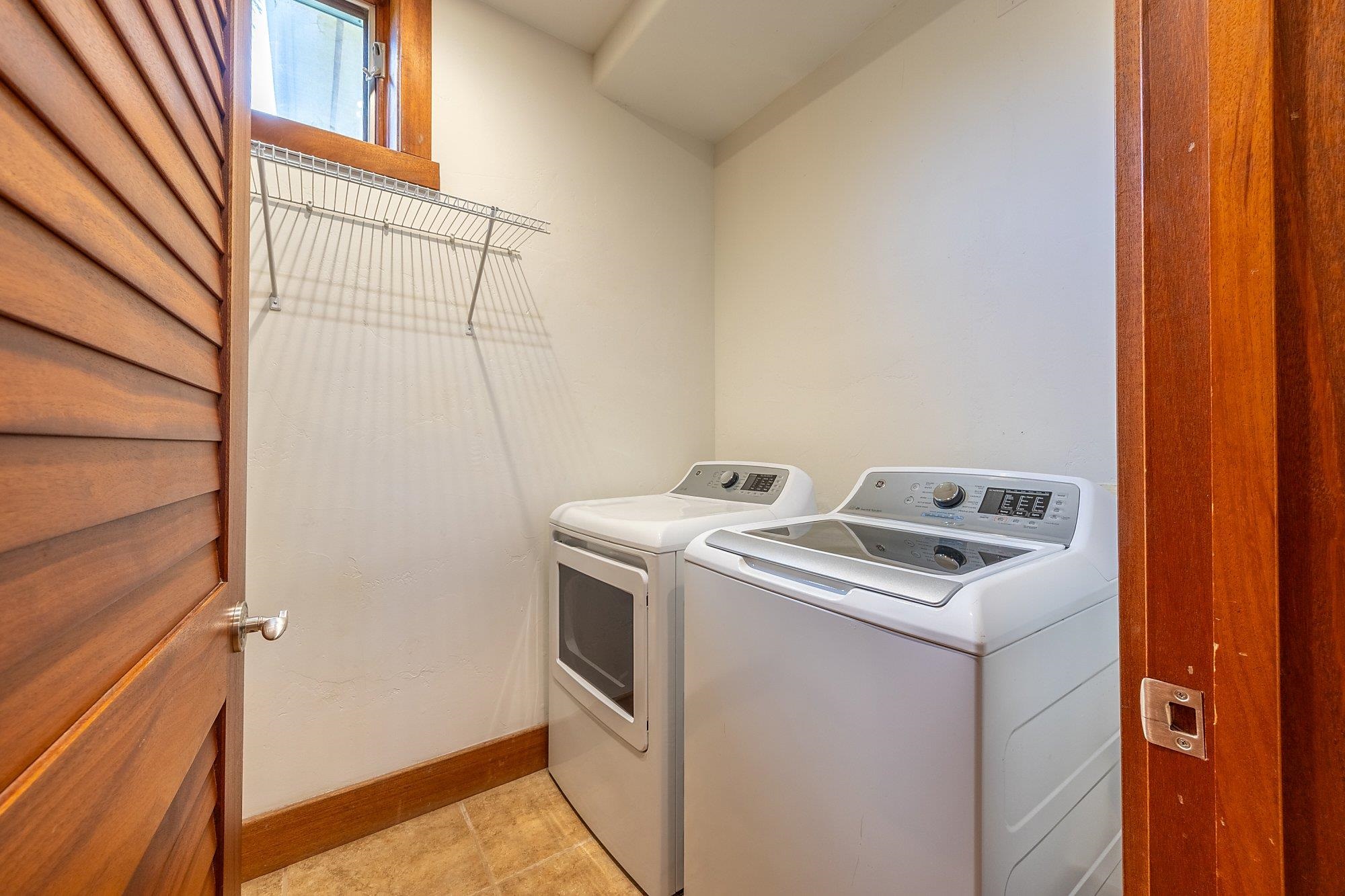 250 Akia Pl Property Photo 39