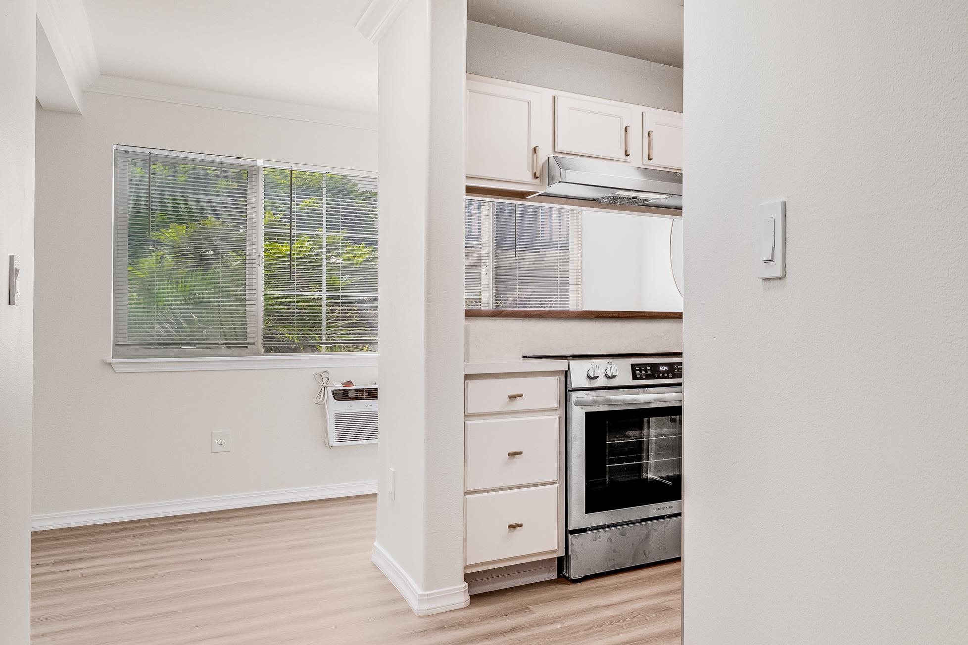 14 Apuhihi Ln Property Photo 11