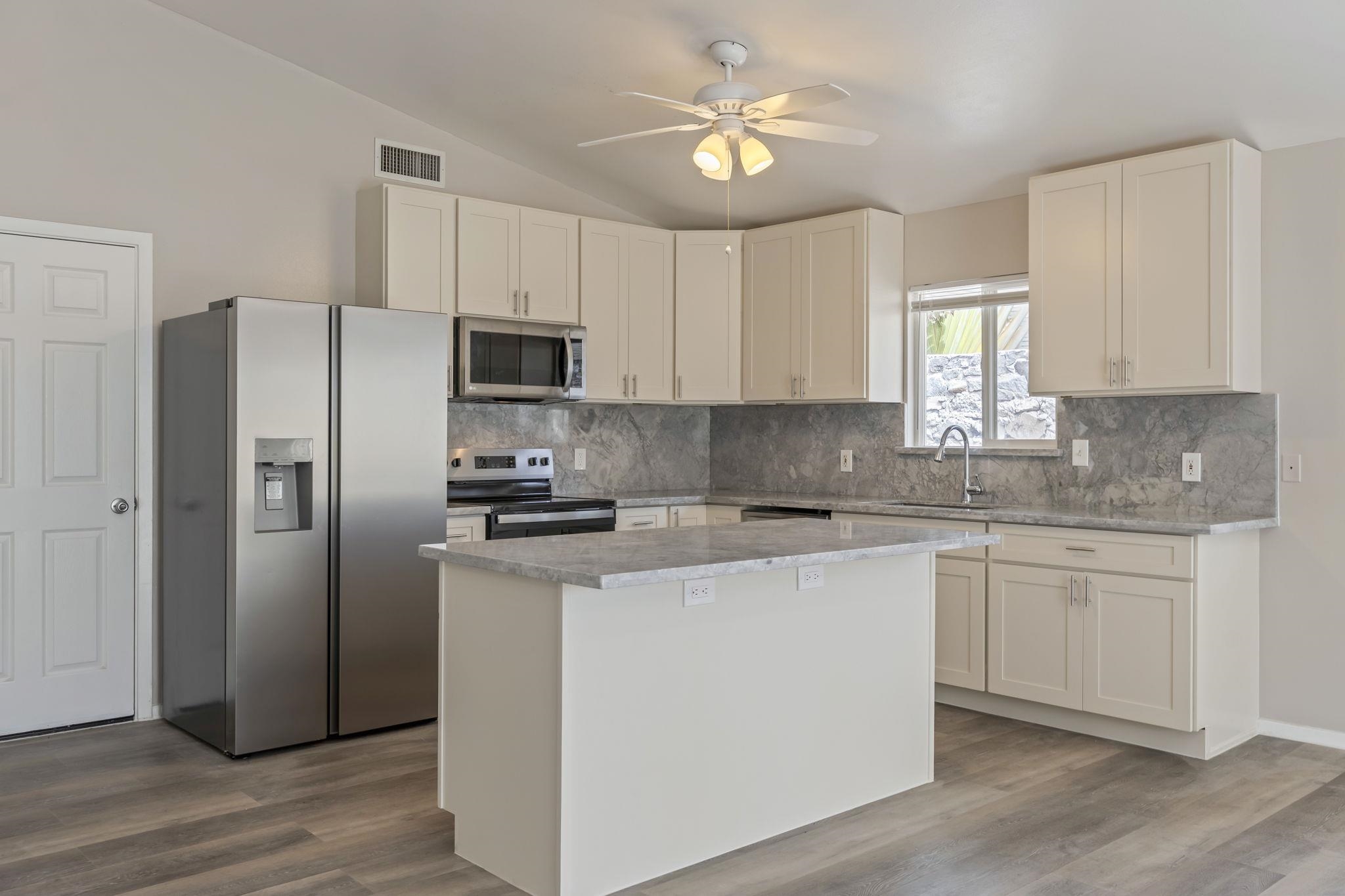 2021 Paulele Pl Property Photo 1