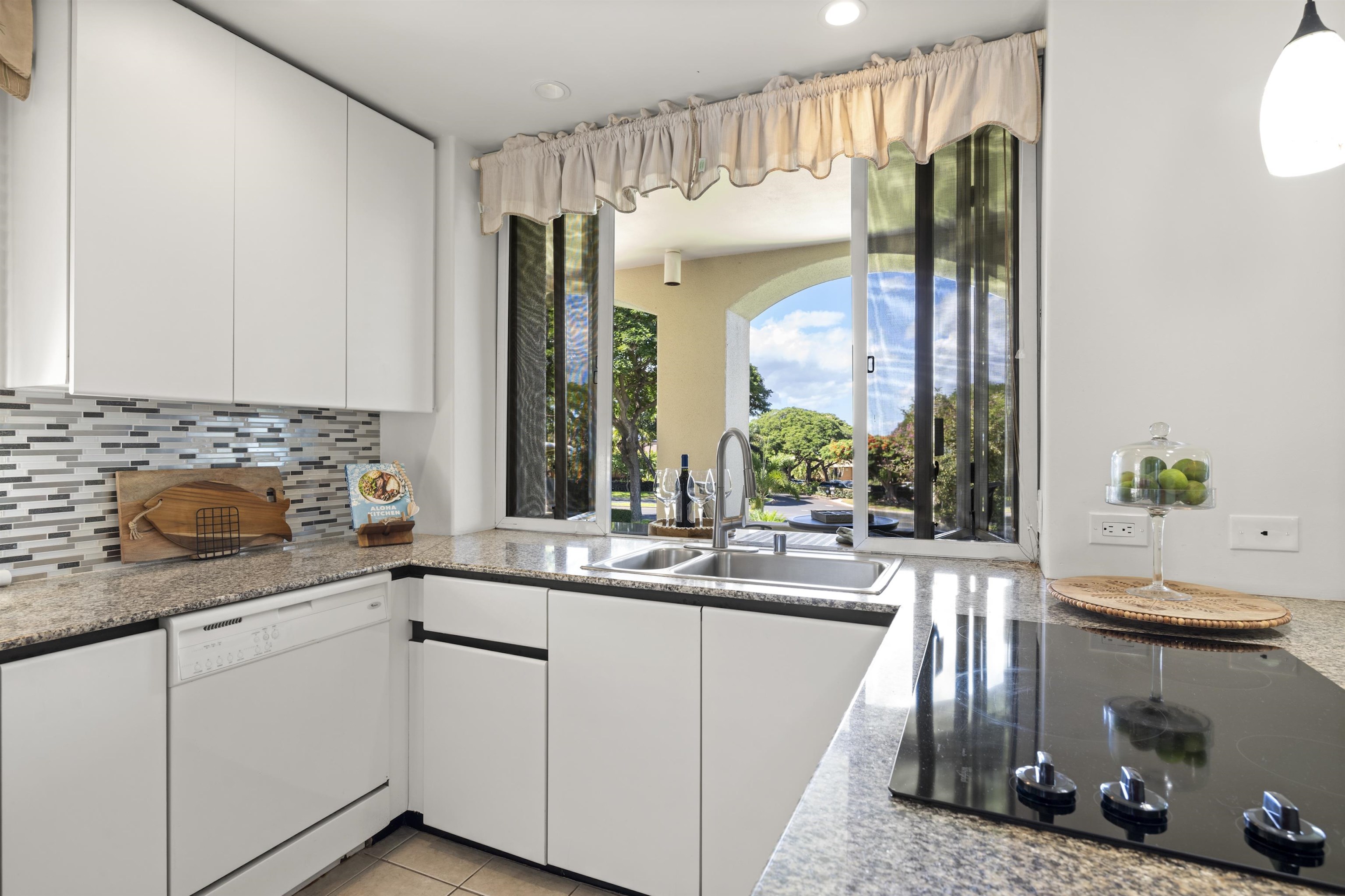 3200 Wailea Alanui Dr Property Photo 11