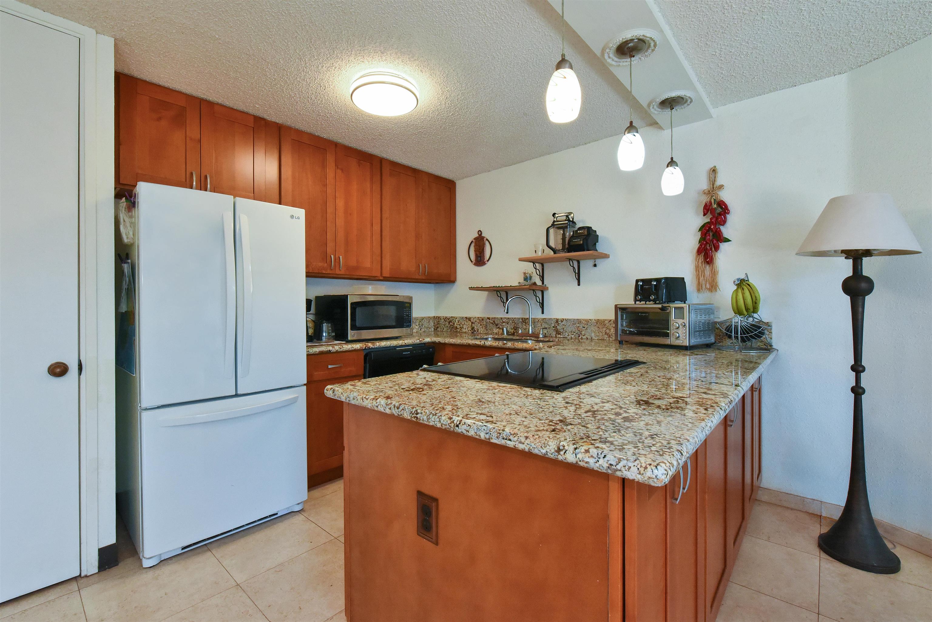 20 Hauoli St Property Photo 3