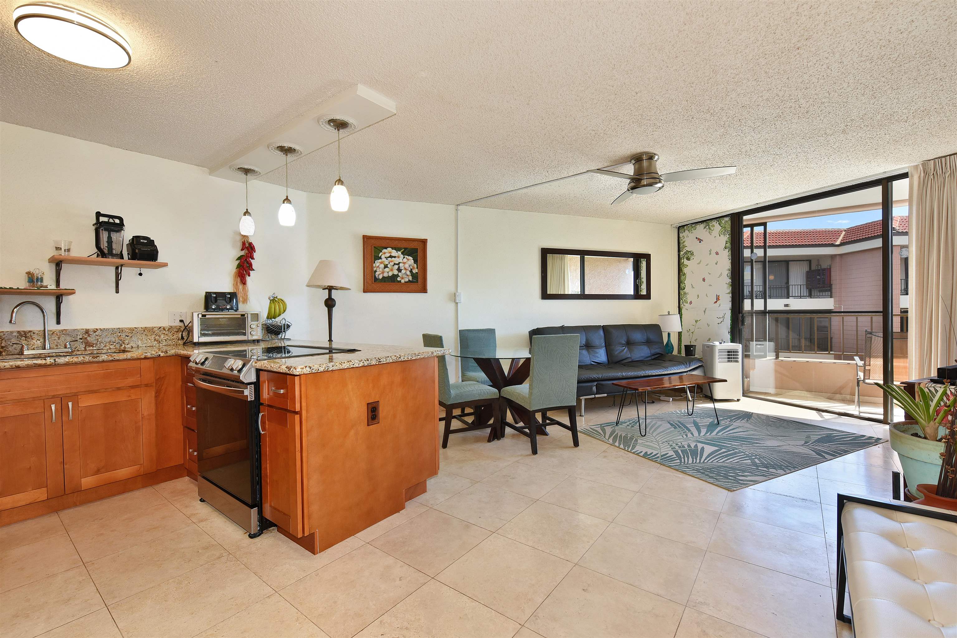 20 Hauoli St Property Photo 4