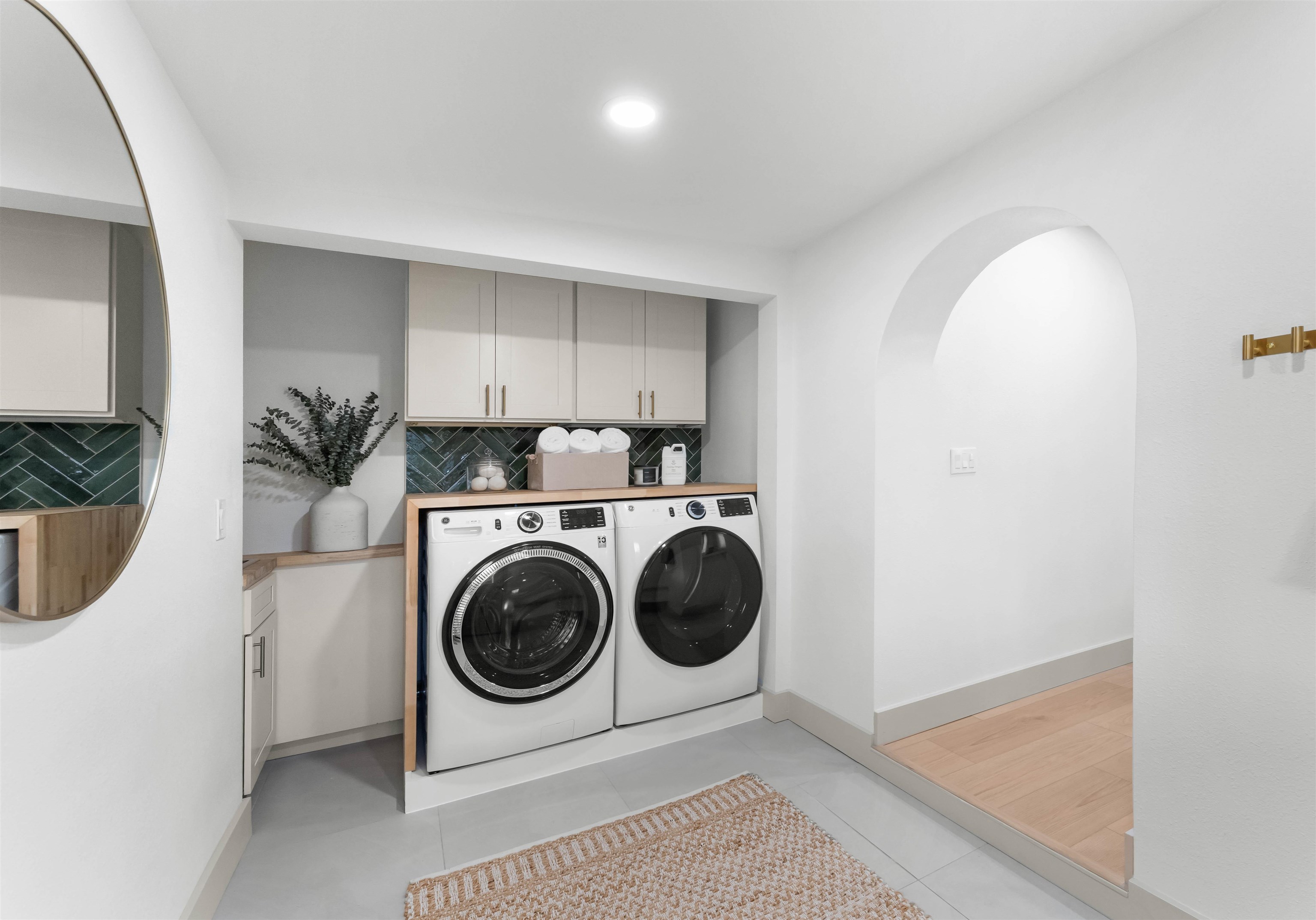 81 Kumano Dr Property Photo 27