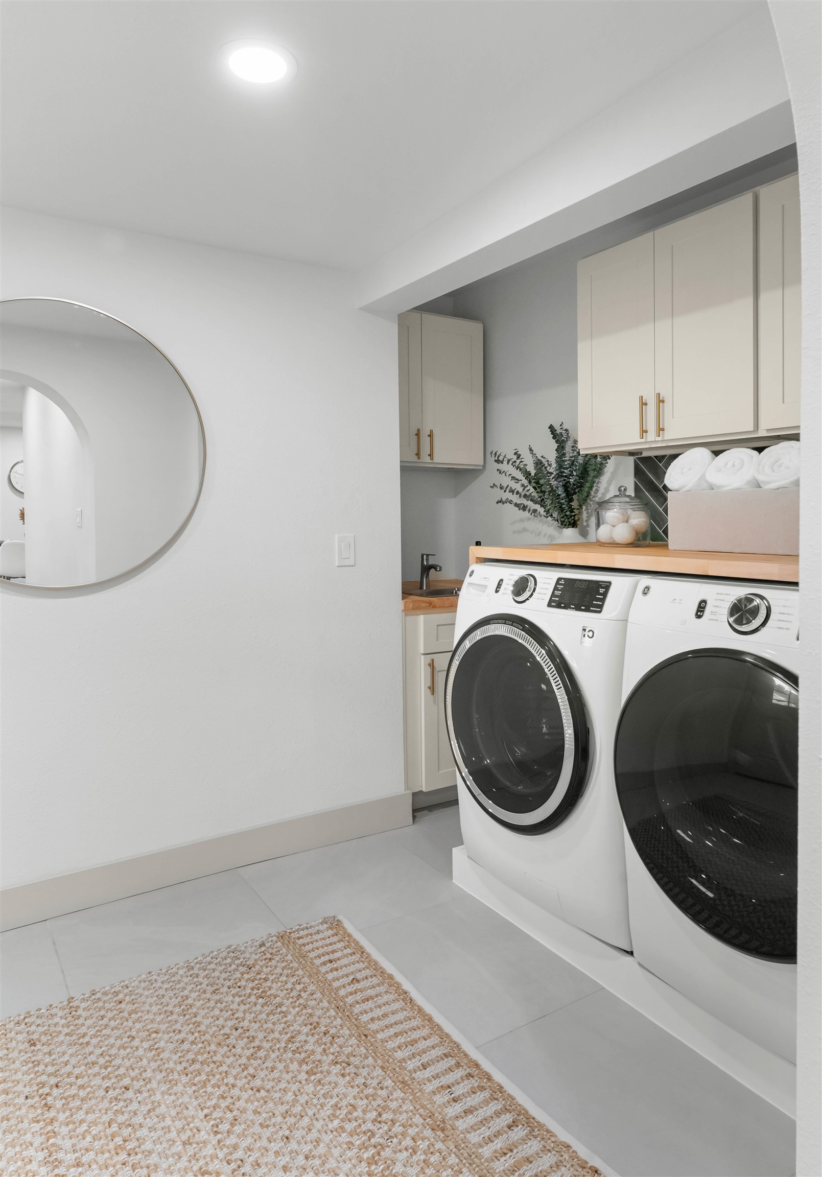81 Kumano Dr Property Photo 28