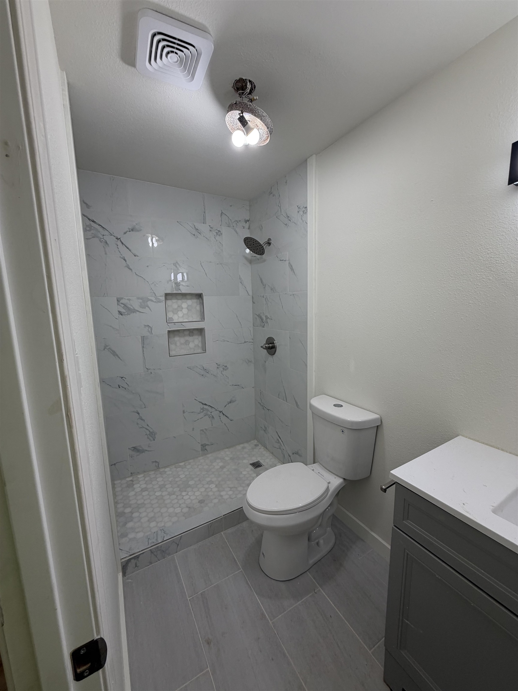 2839 Iwalani St Property Photo 6