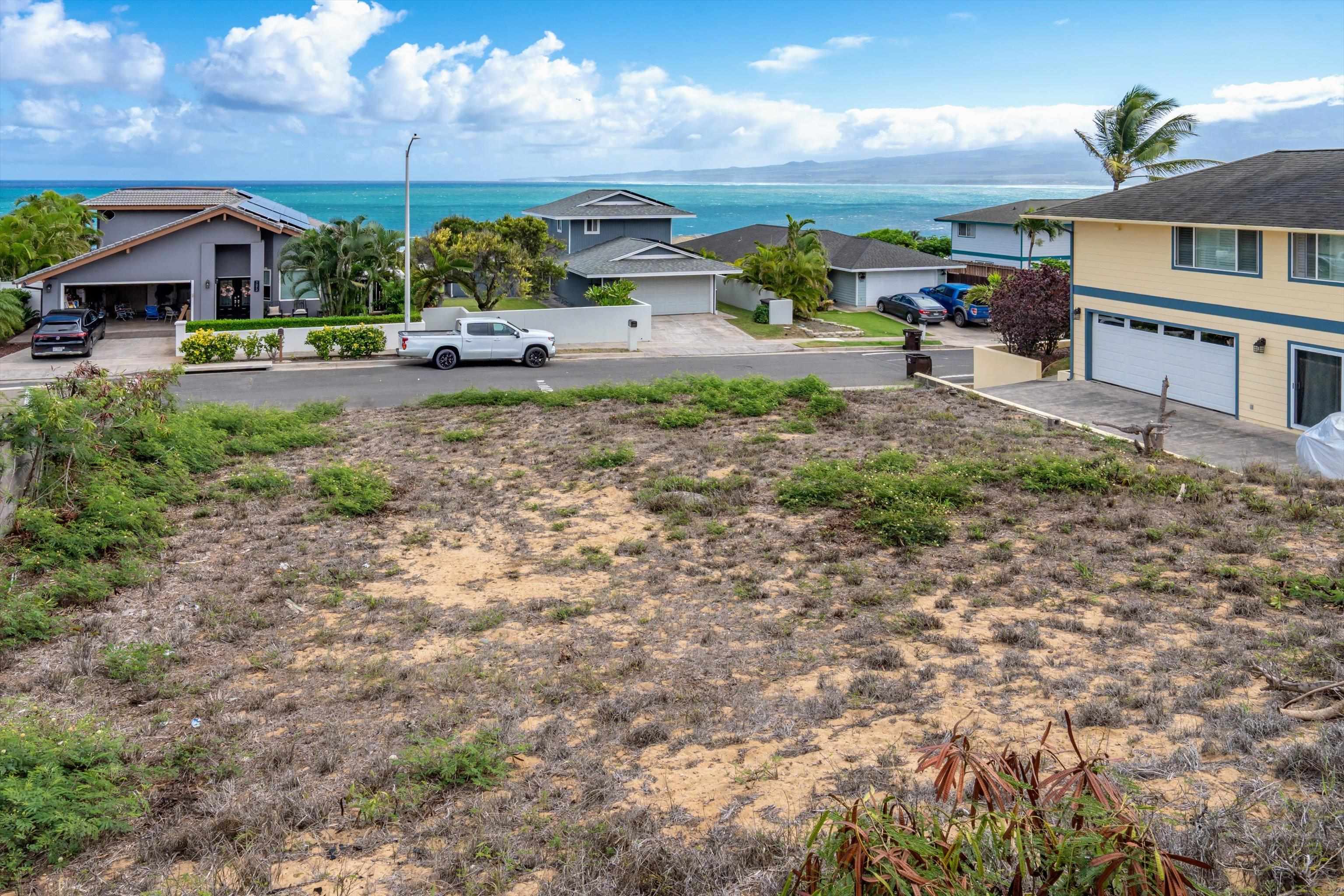 1369 Owaka St Property Photo 3