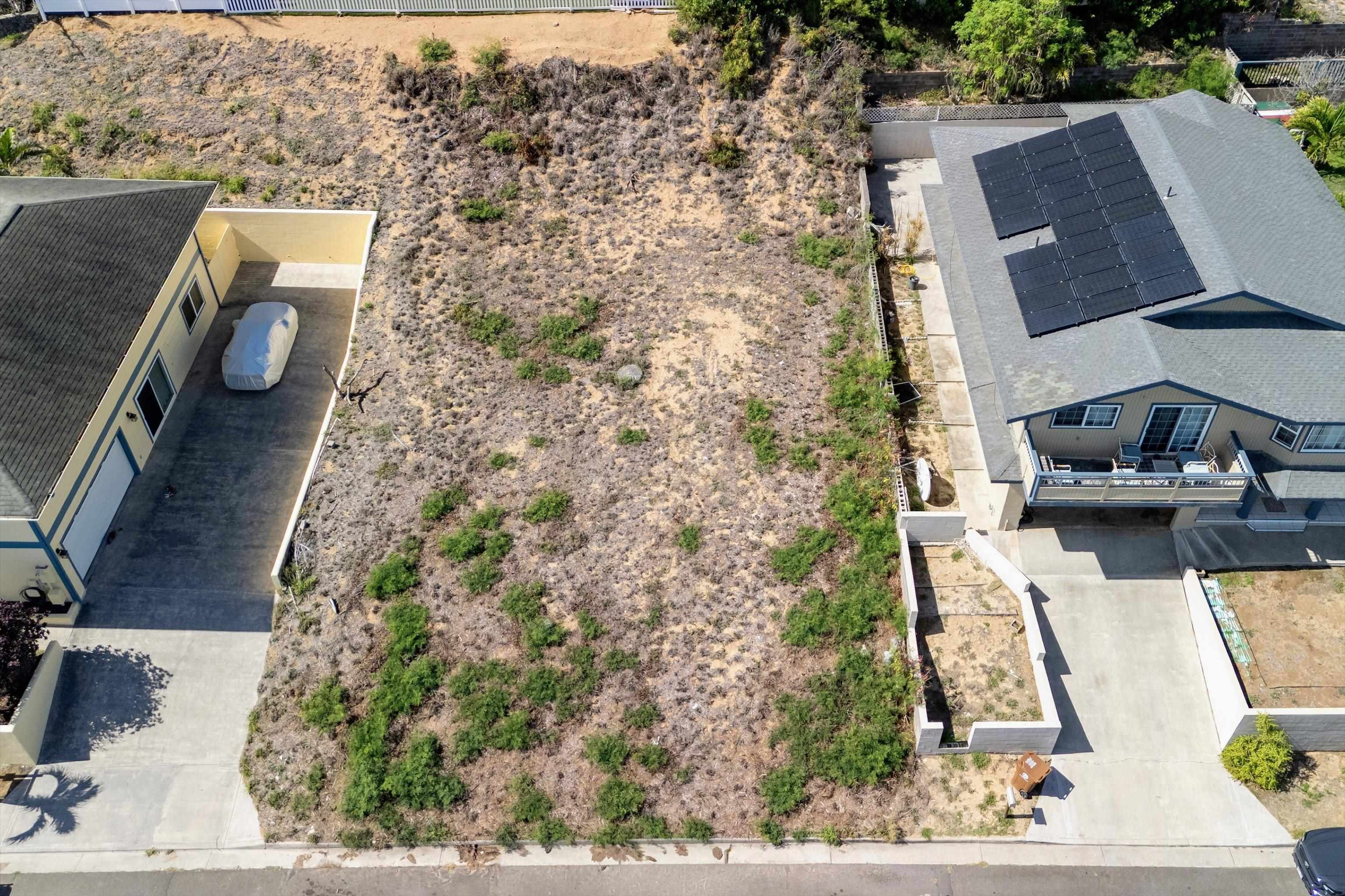 1369 Owaka St Property Photo 5