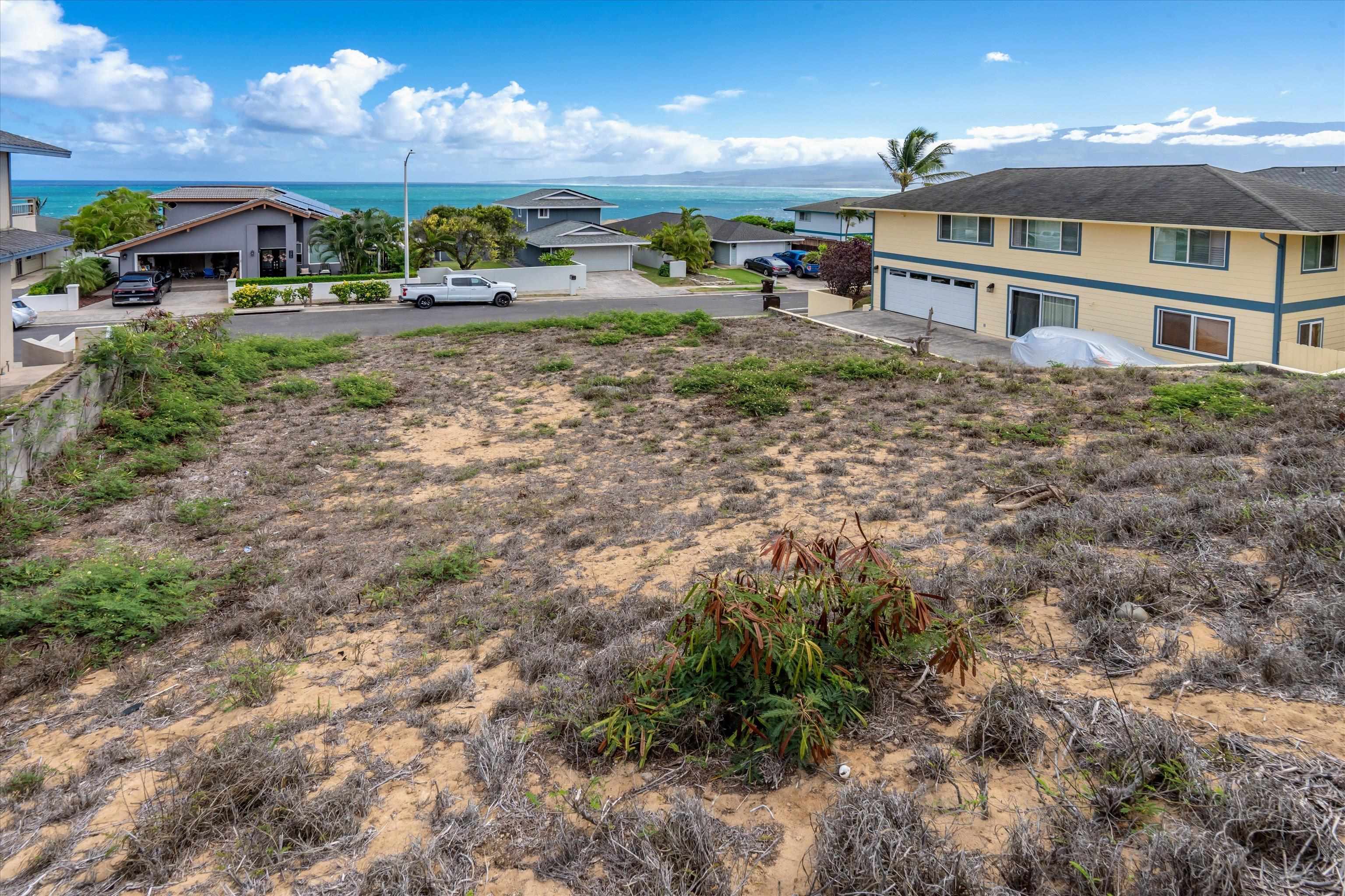 1369 Owaka St Property Photo 6