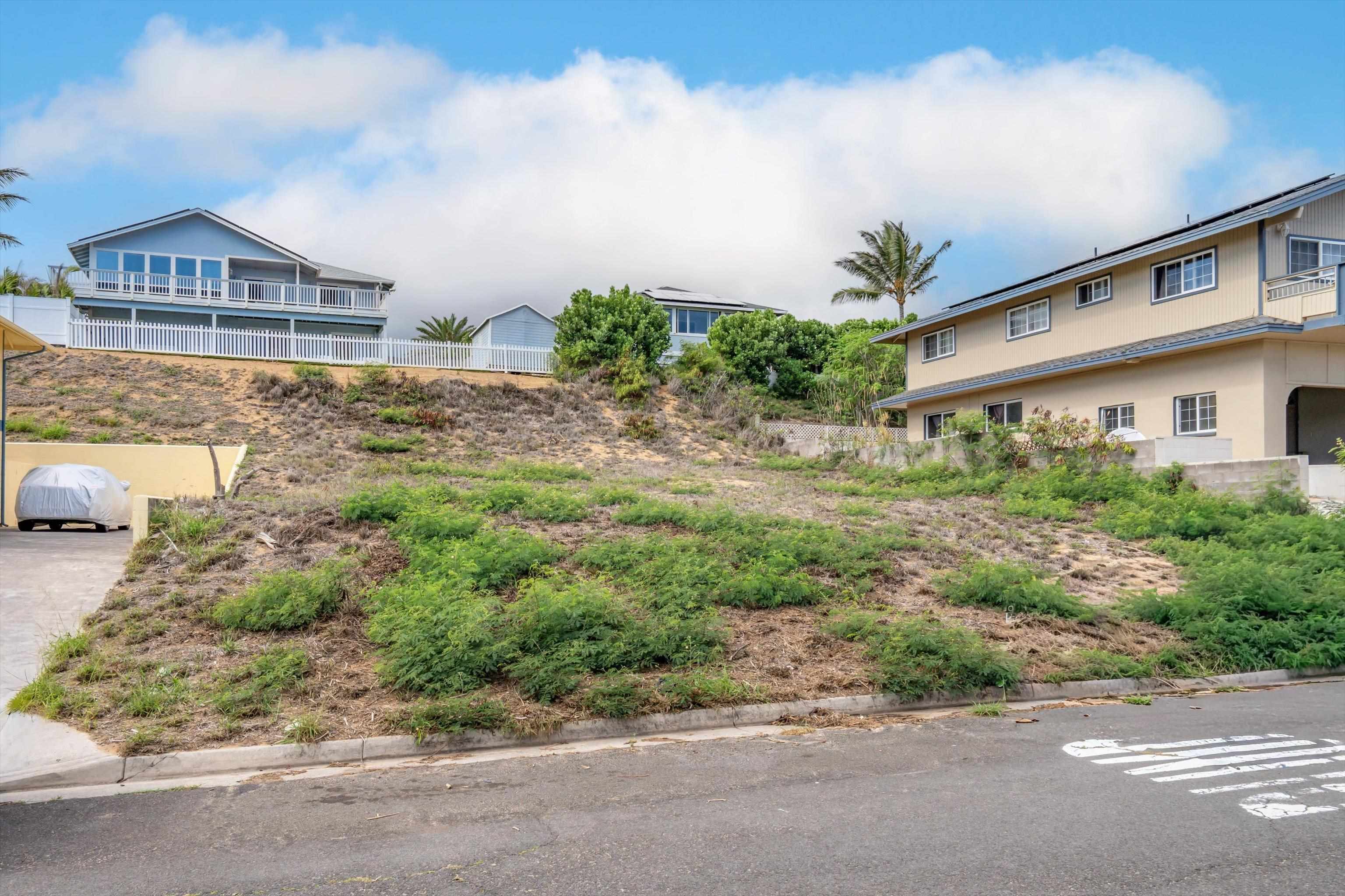 1369 Owaka St Property Photo 10