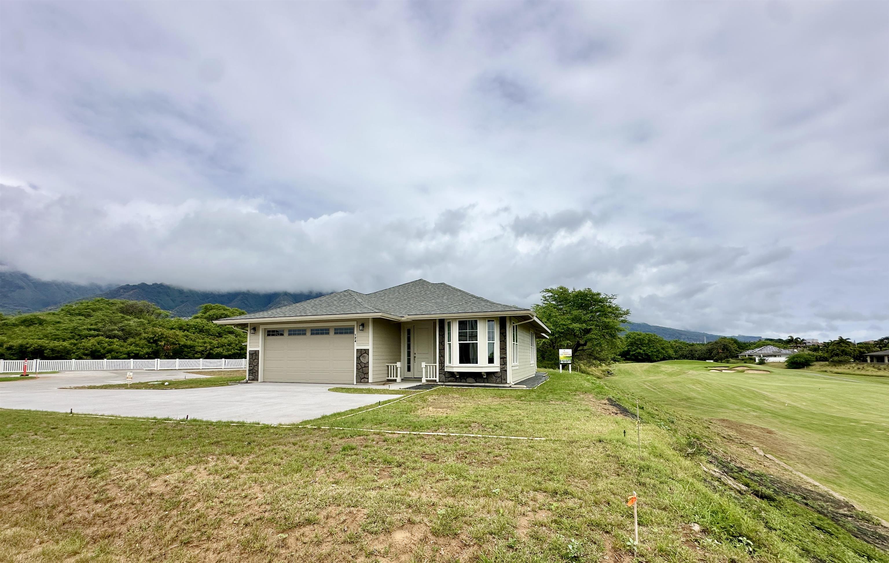 124 Unahe Pl Property Photo 1