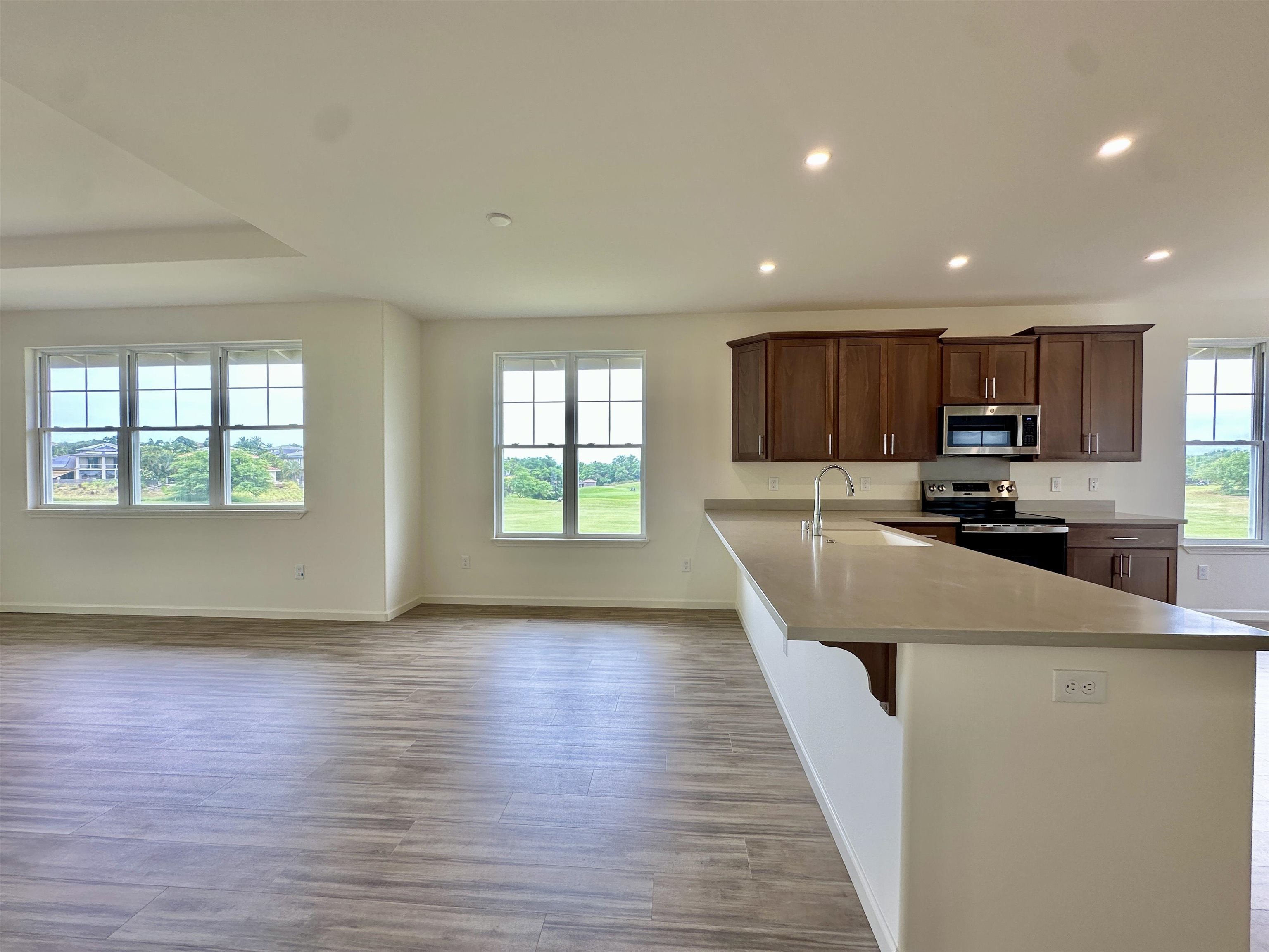 124 Unahe Pl Property Photo 5