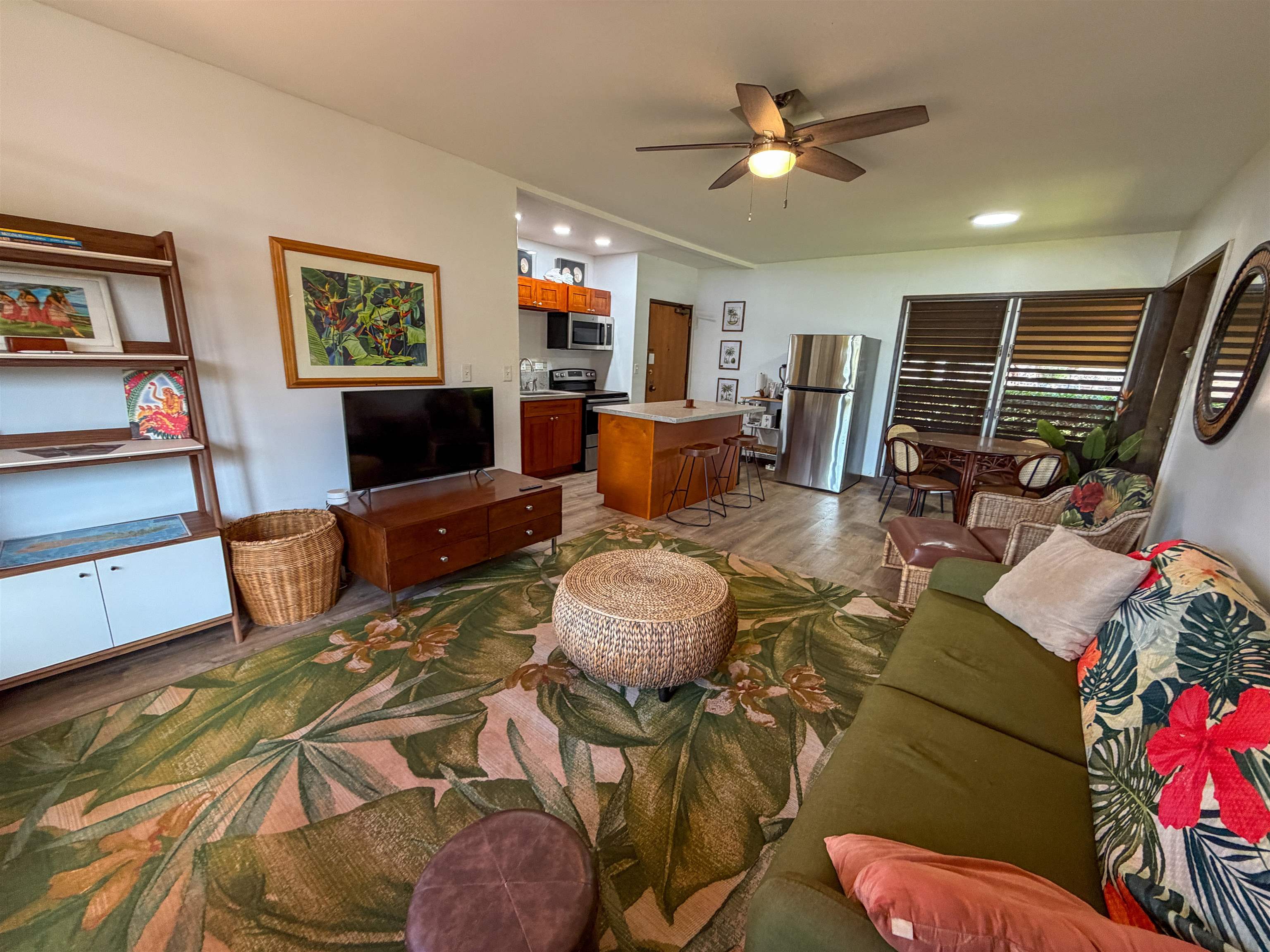 255 Kepuhi Pl Property Photo 8