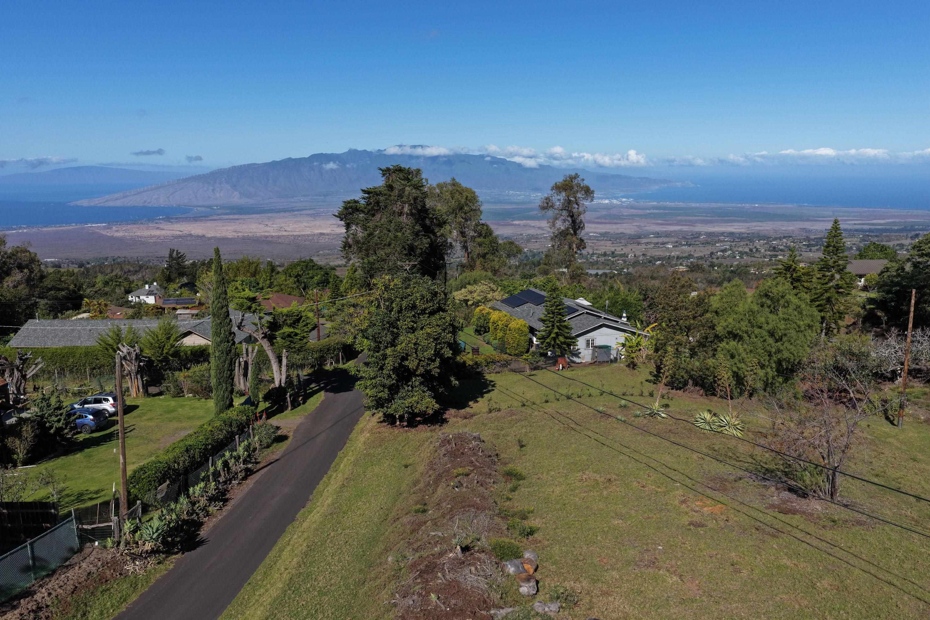 1575 Kamehameiki Rd Property Photo 22