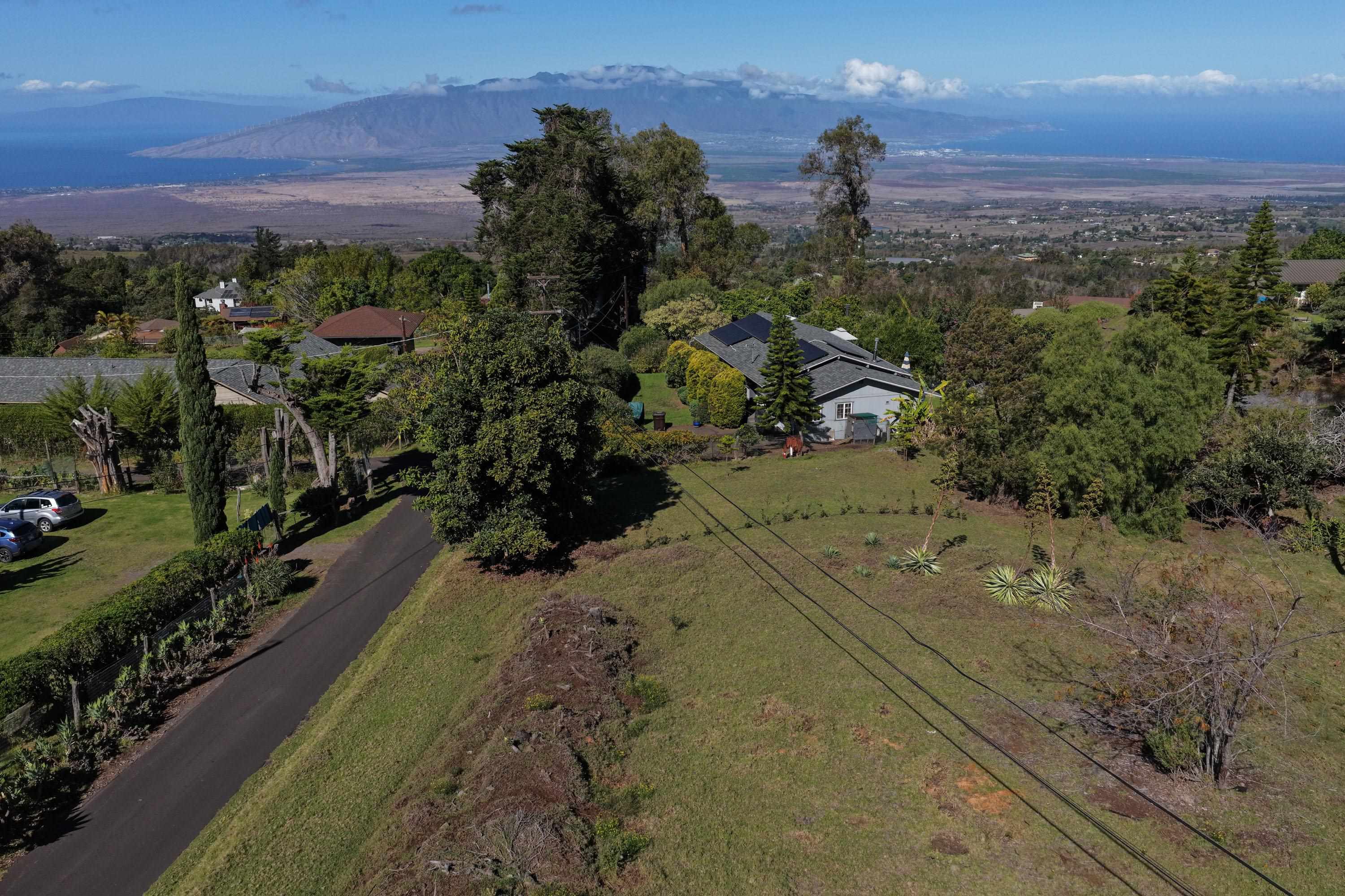 1575 Kamehameiki Rd Property Photo 34