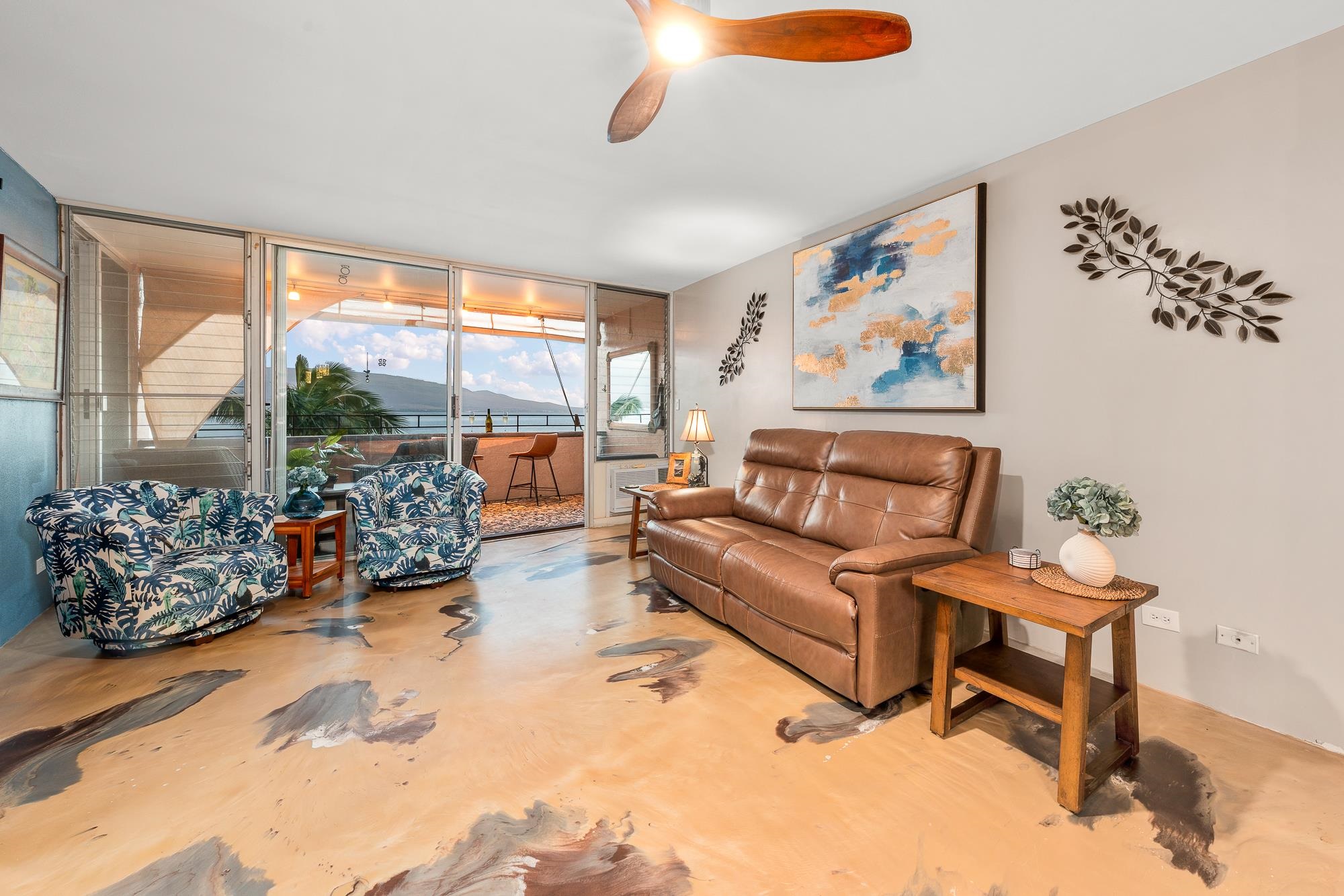 150 Hauoli St Property Photo 3