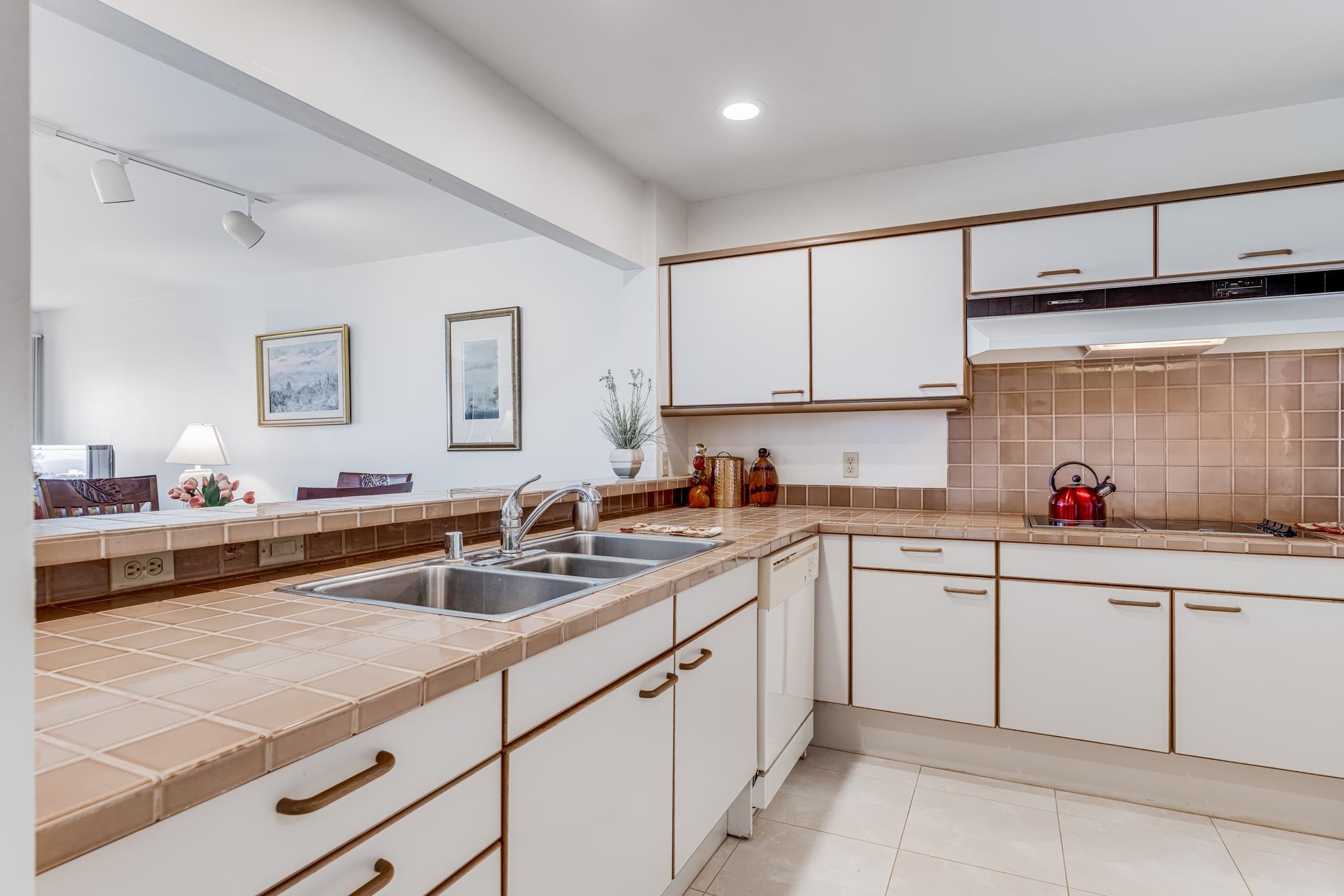 50 Puu Anoano St Property Photo 3