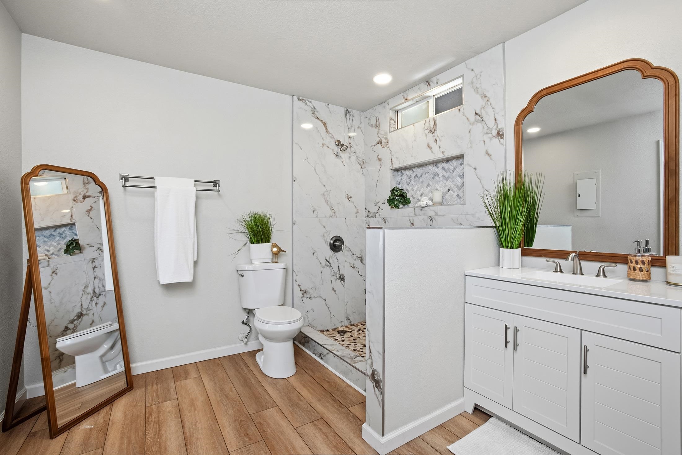 180 Hoomoku St Property Photo 10