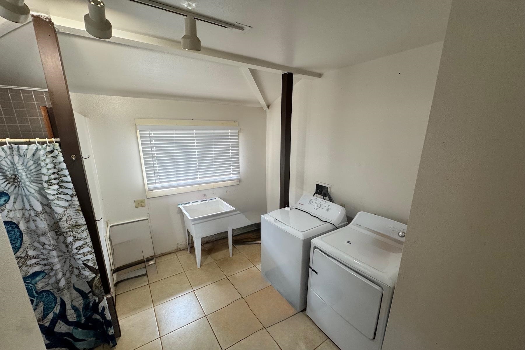 1320 Lanai Ave Property Photo 13