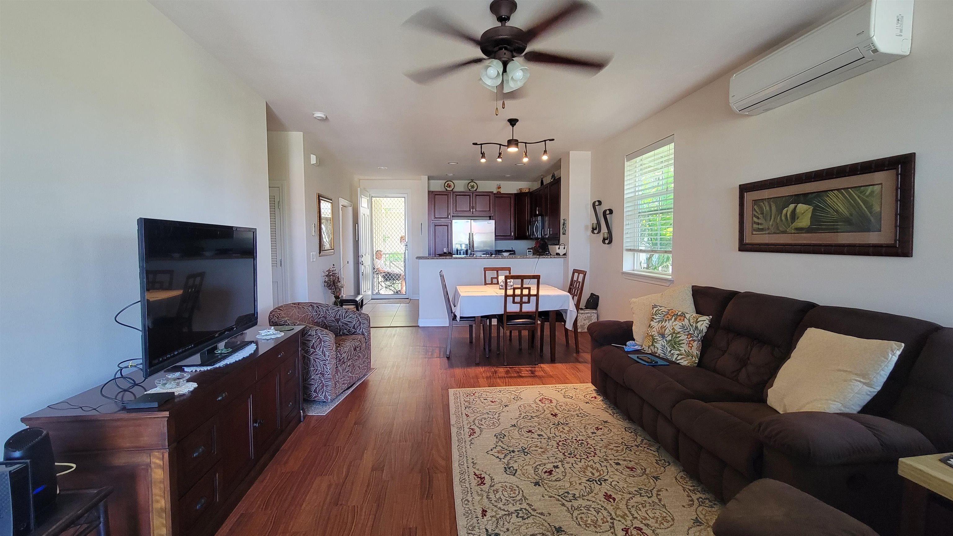24 One Hali Ln Property Photo 1
