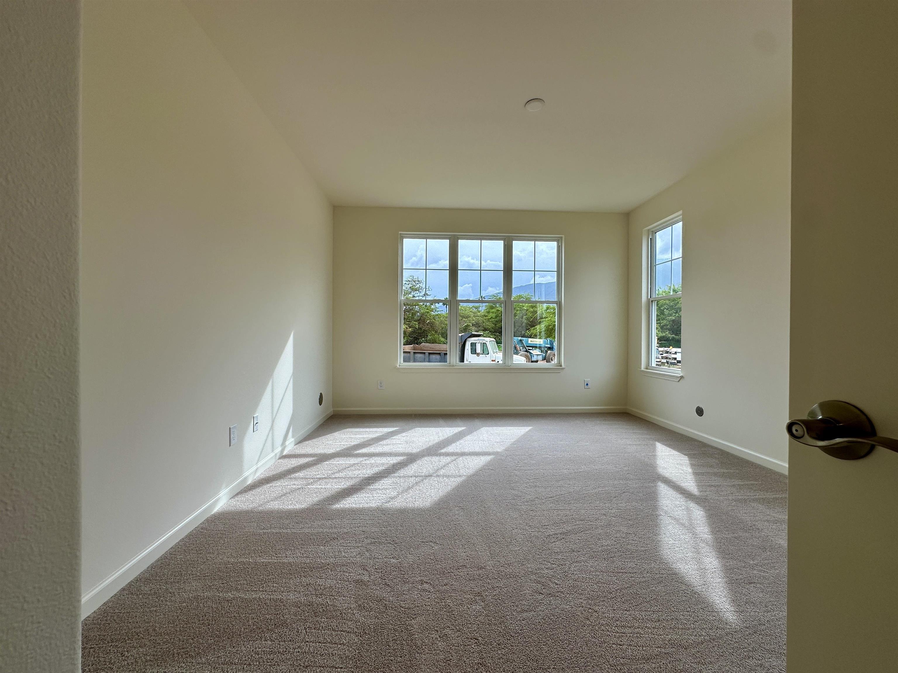107 Unahe Pl Property Photo 32