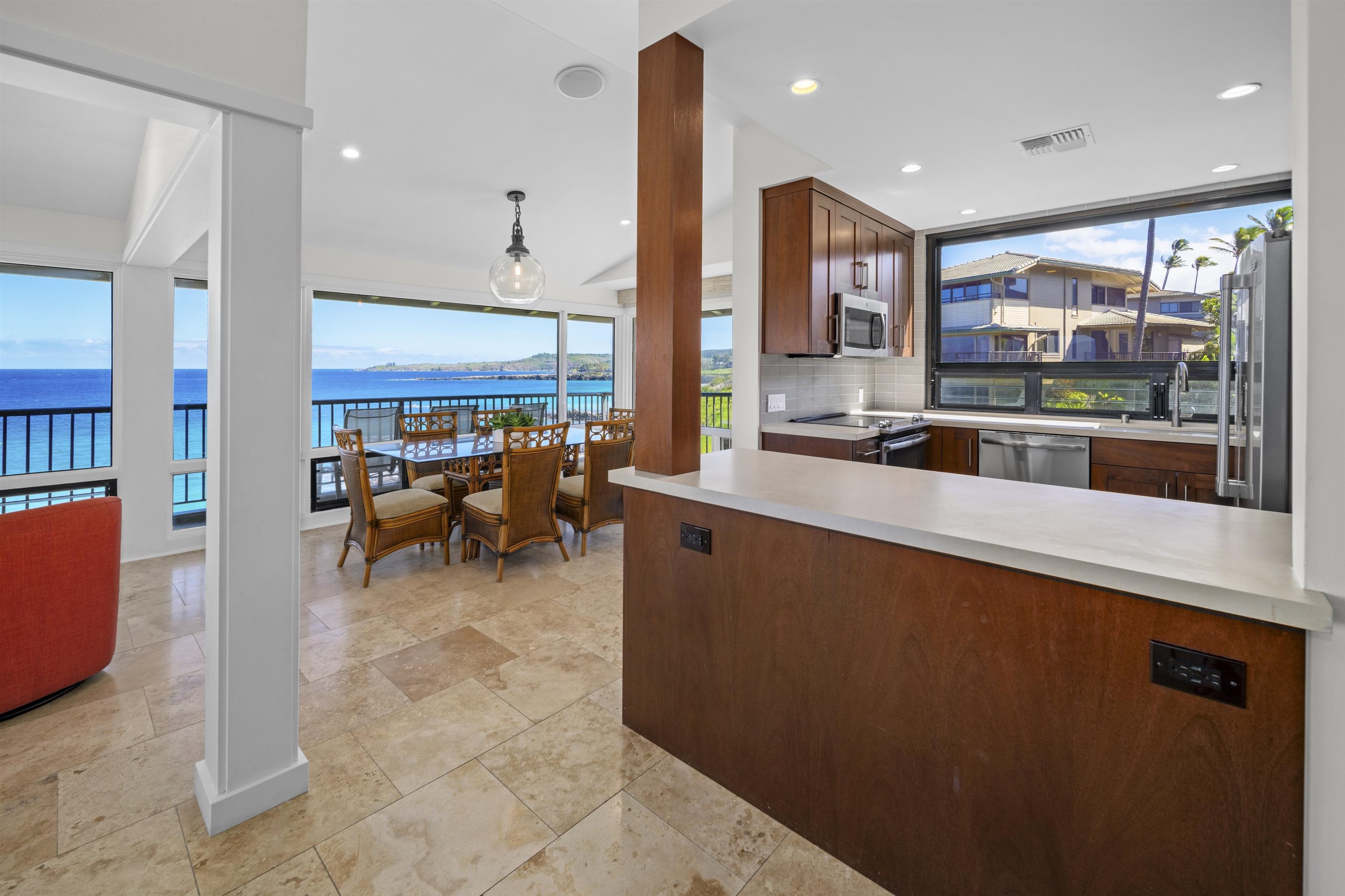 500 Bay Dr Property Photo 4
