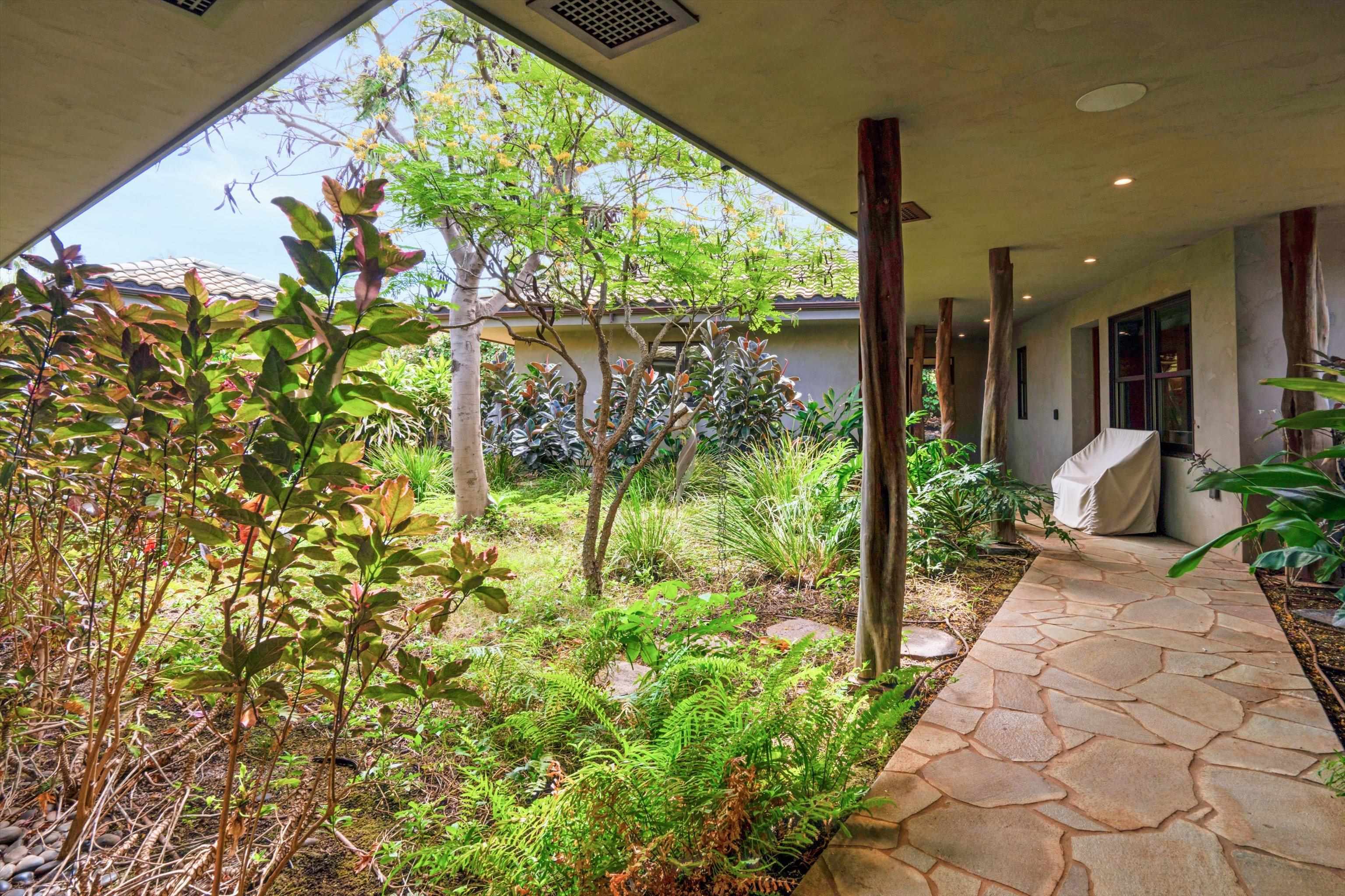 137 Anapuni Loop Property Photo 34