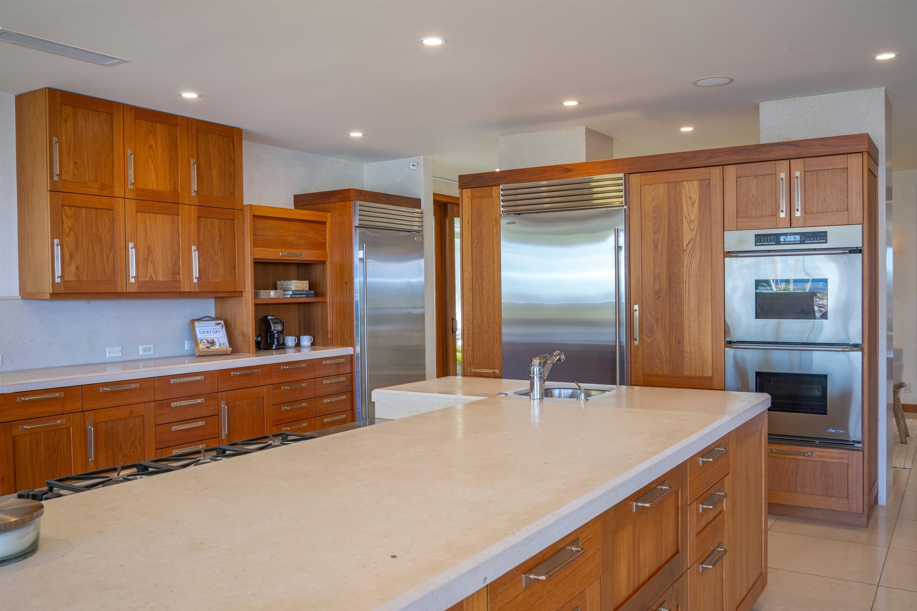 1008 Sunset Pl Property Photo 17