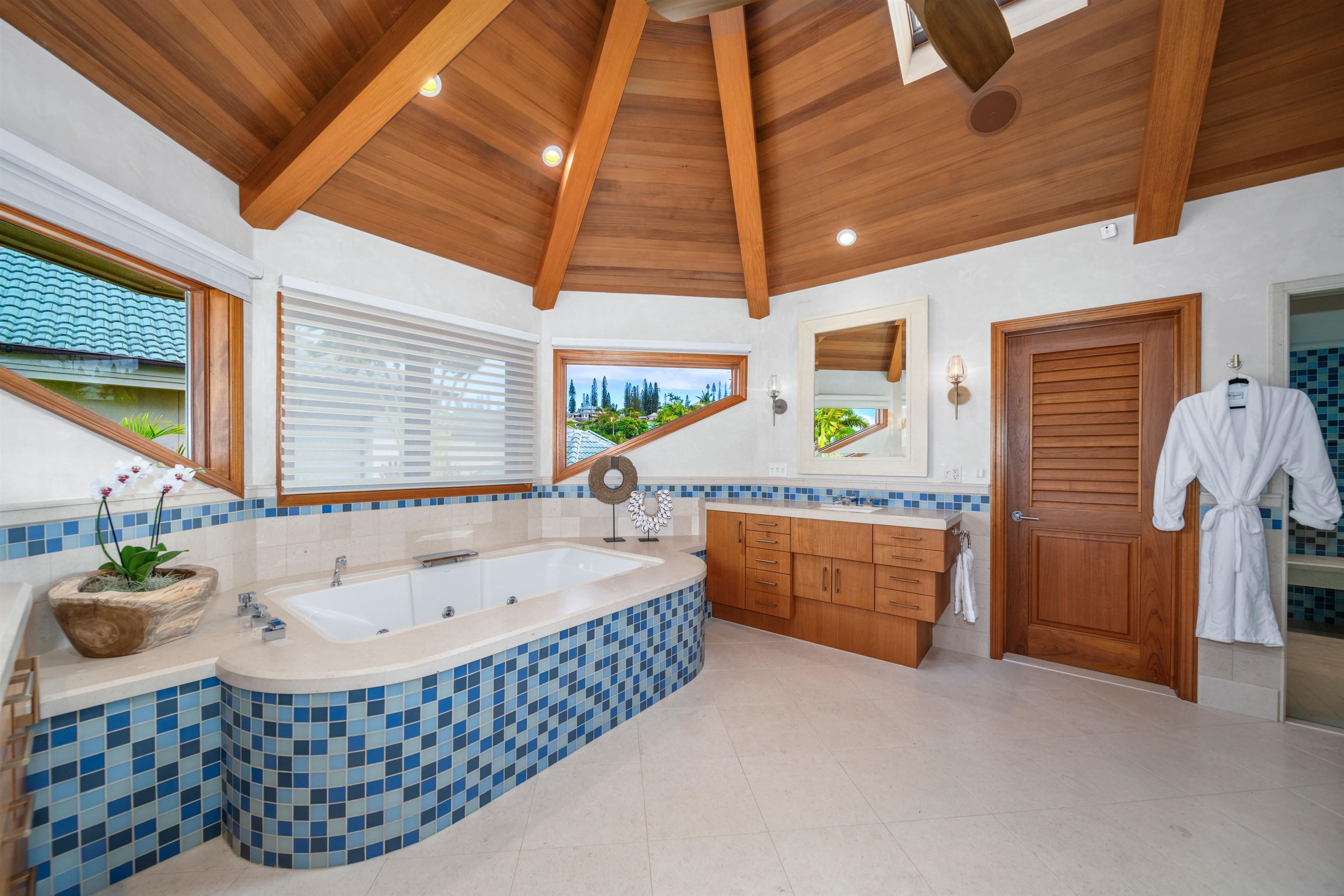 1008 Sunset Pl Property Photo 35