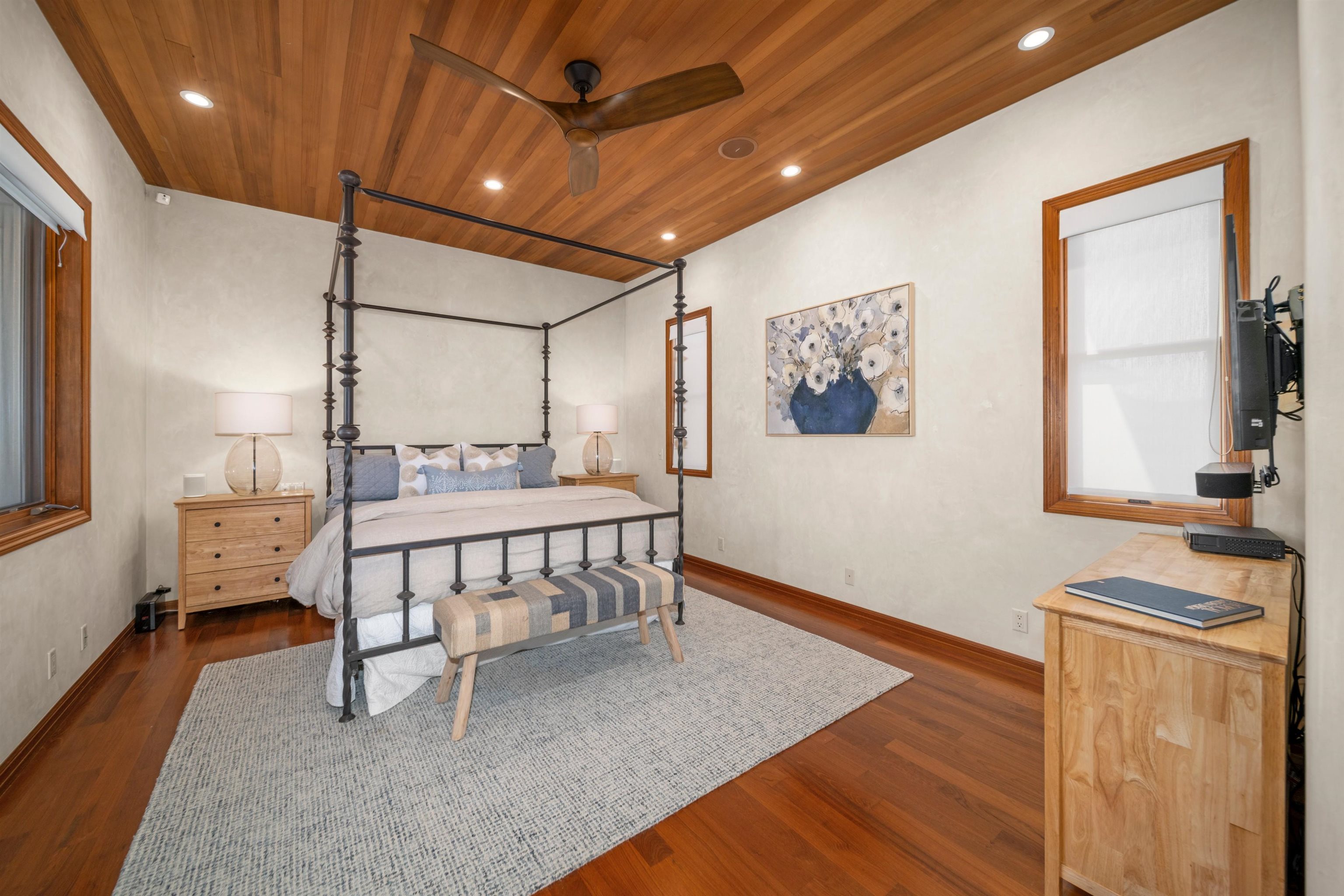 1008 Sunset Pl Property Photo 37