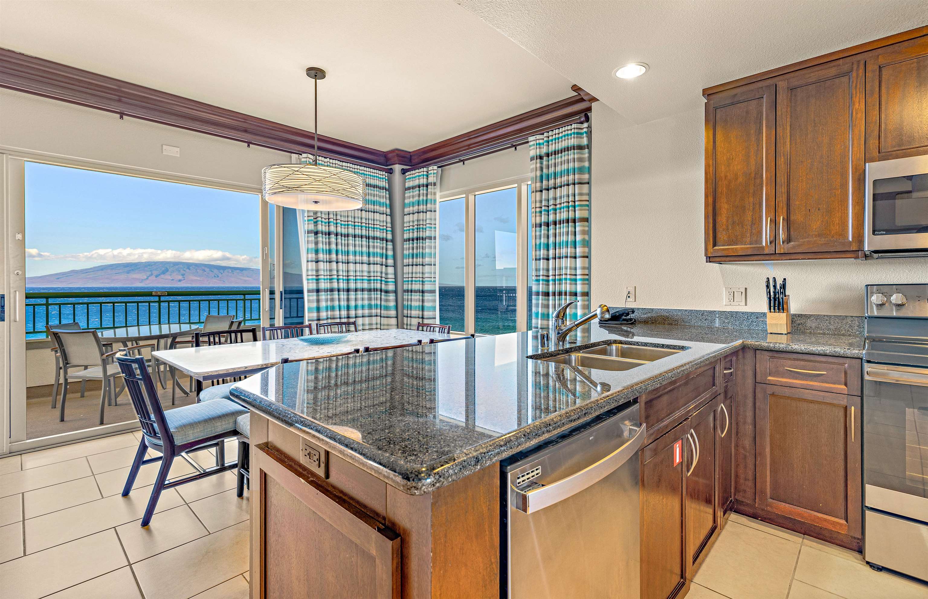 100 Nohea Kai Dr Property Photo 20