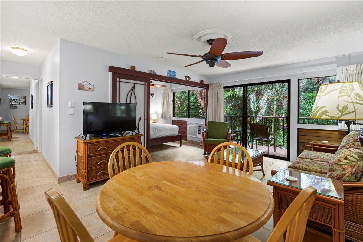 280 Hauoli St Property Photo 5