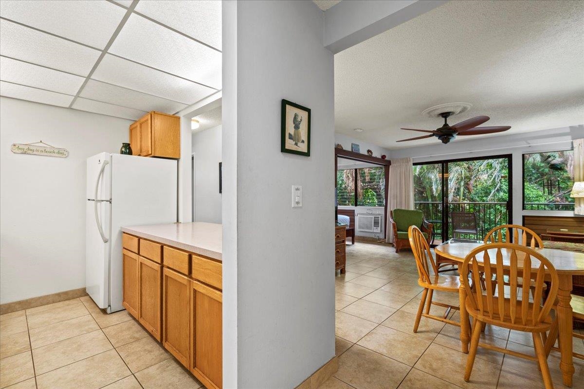 280 Hauoli St Property Photo 27