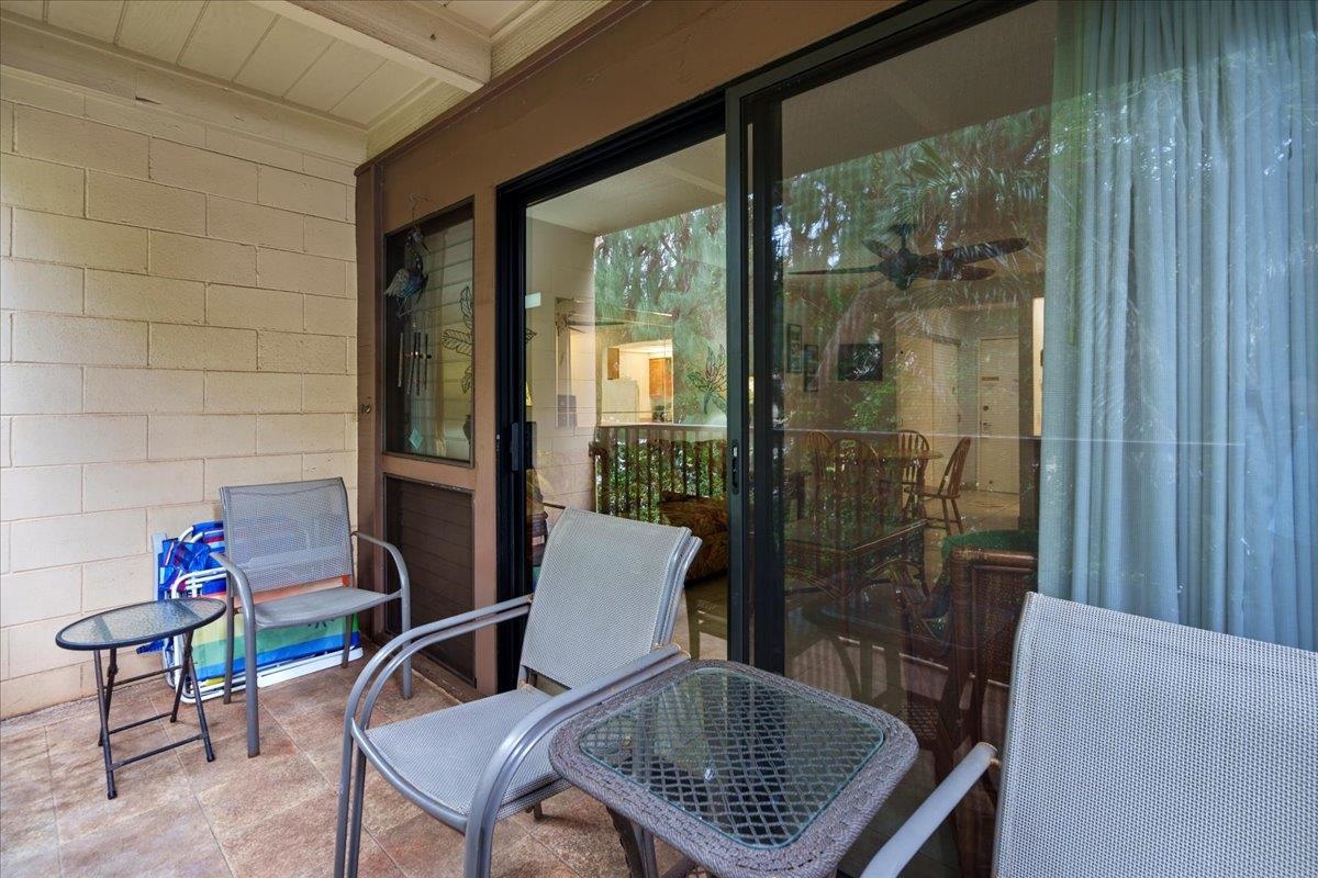 280 Hauoli St Property Photo 33