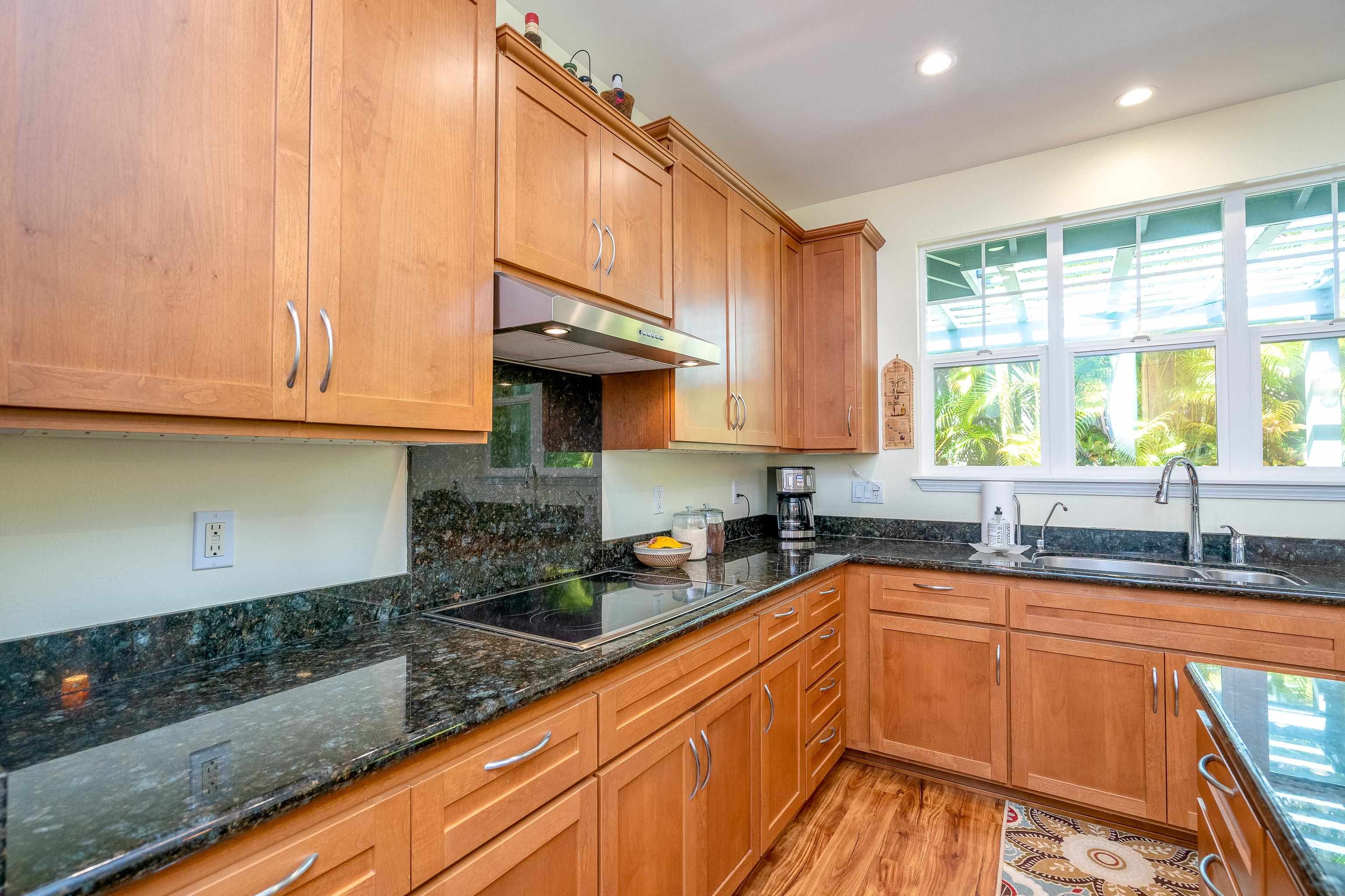 15 Laukahi St Property Photo 12