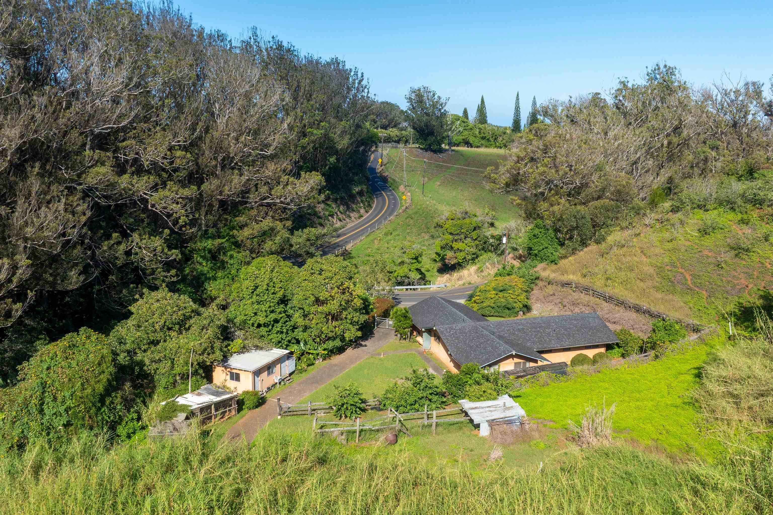 2475 Kaupakalua Rd Property Photo 15
