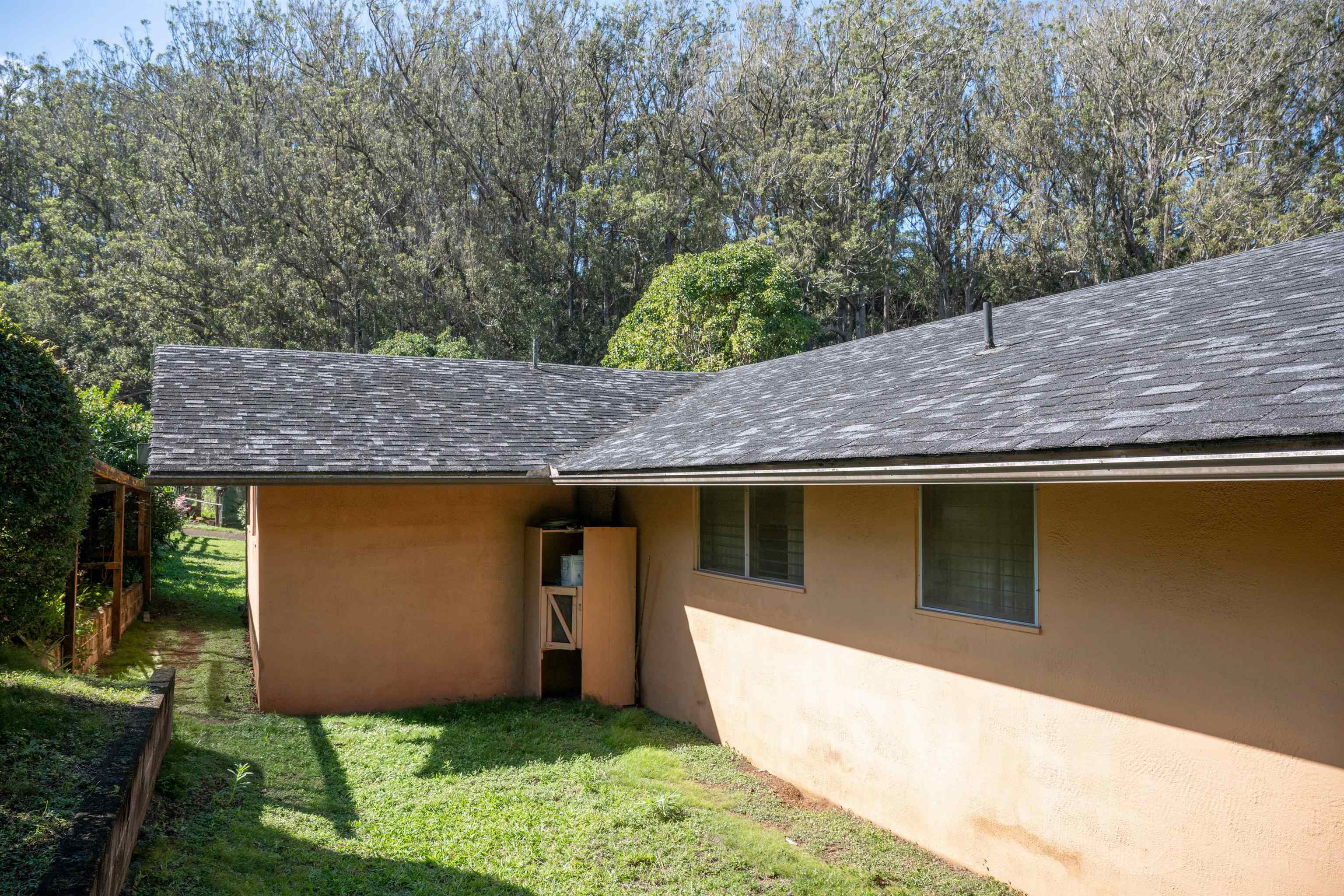 2475 Kaupakalua Rd Property Photo 27