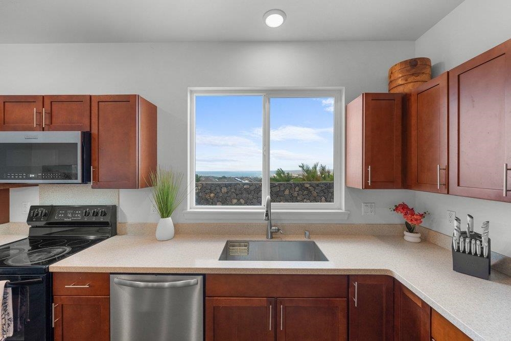 100 Lili Lehua St Property Photo 12