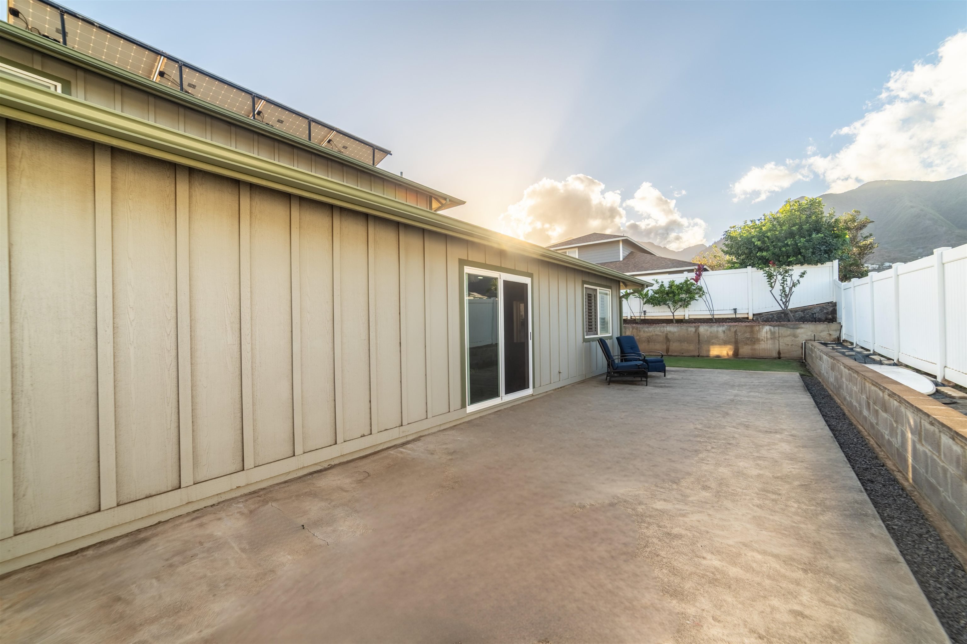 1032 Ulu Kanu St Property Photo 3