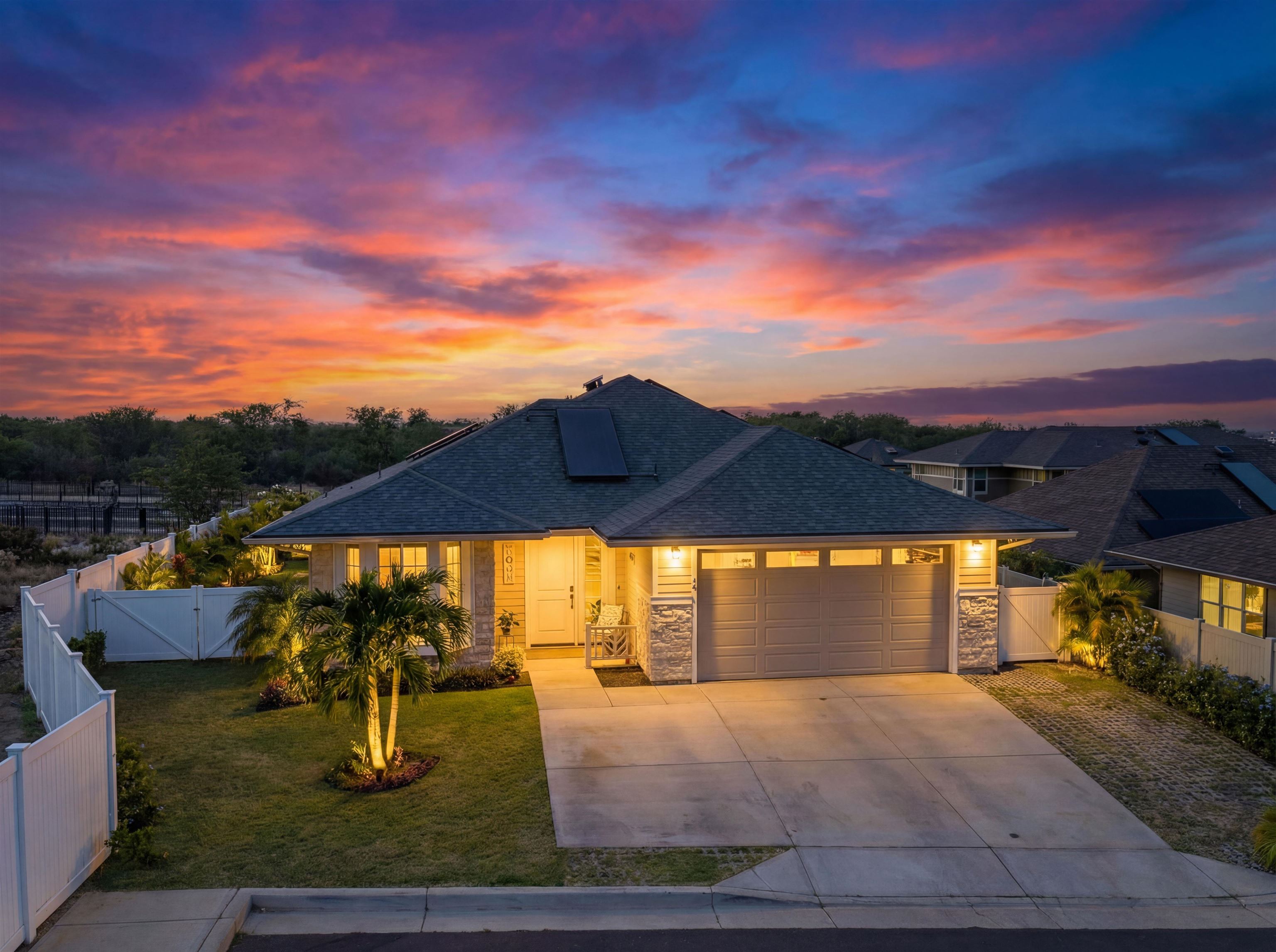 The Parkways At Maui Lani Real Estate Listings