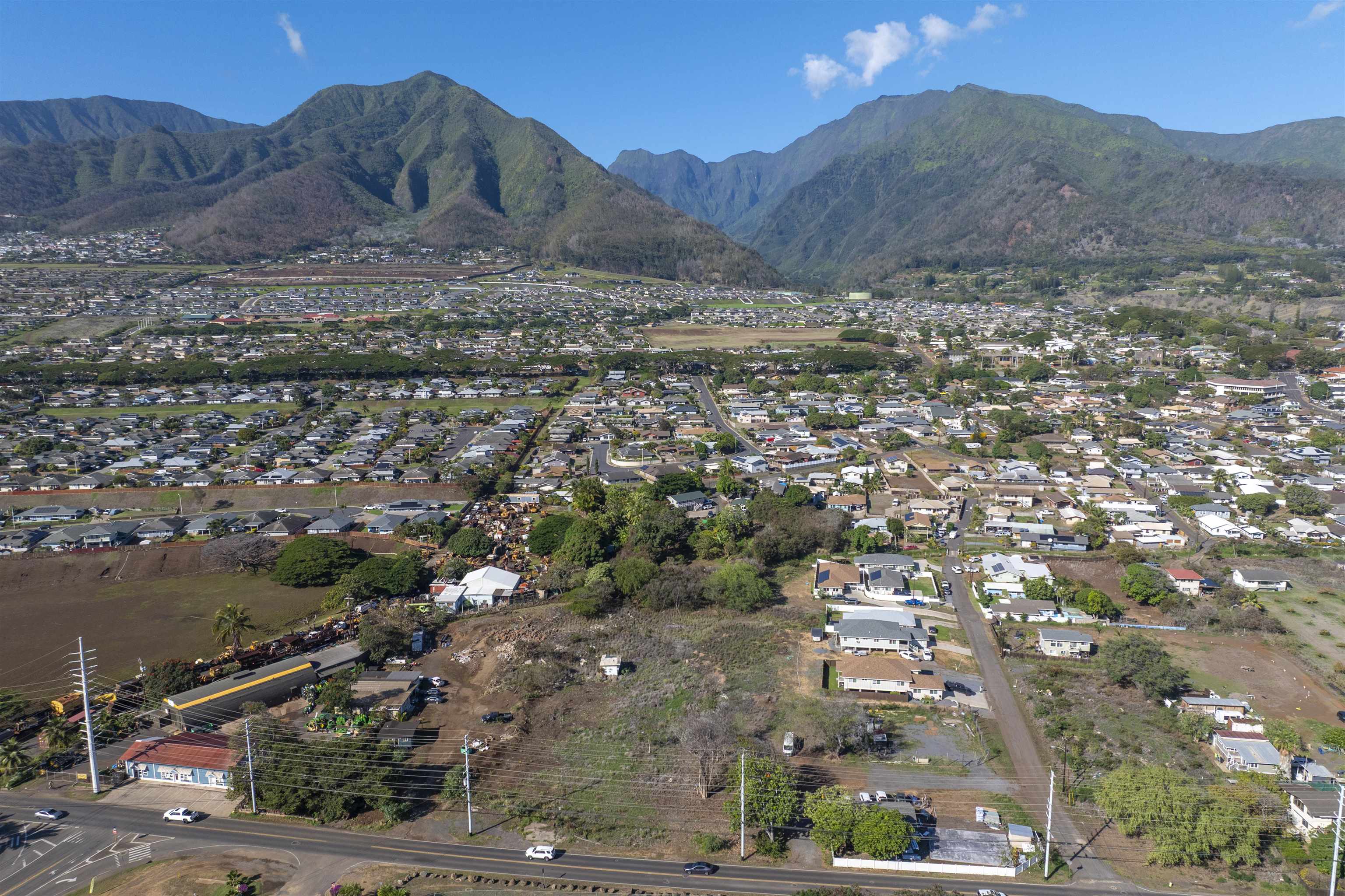 Makahala Pl Property Photo 1