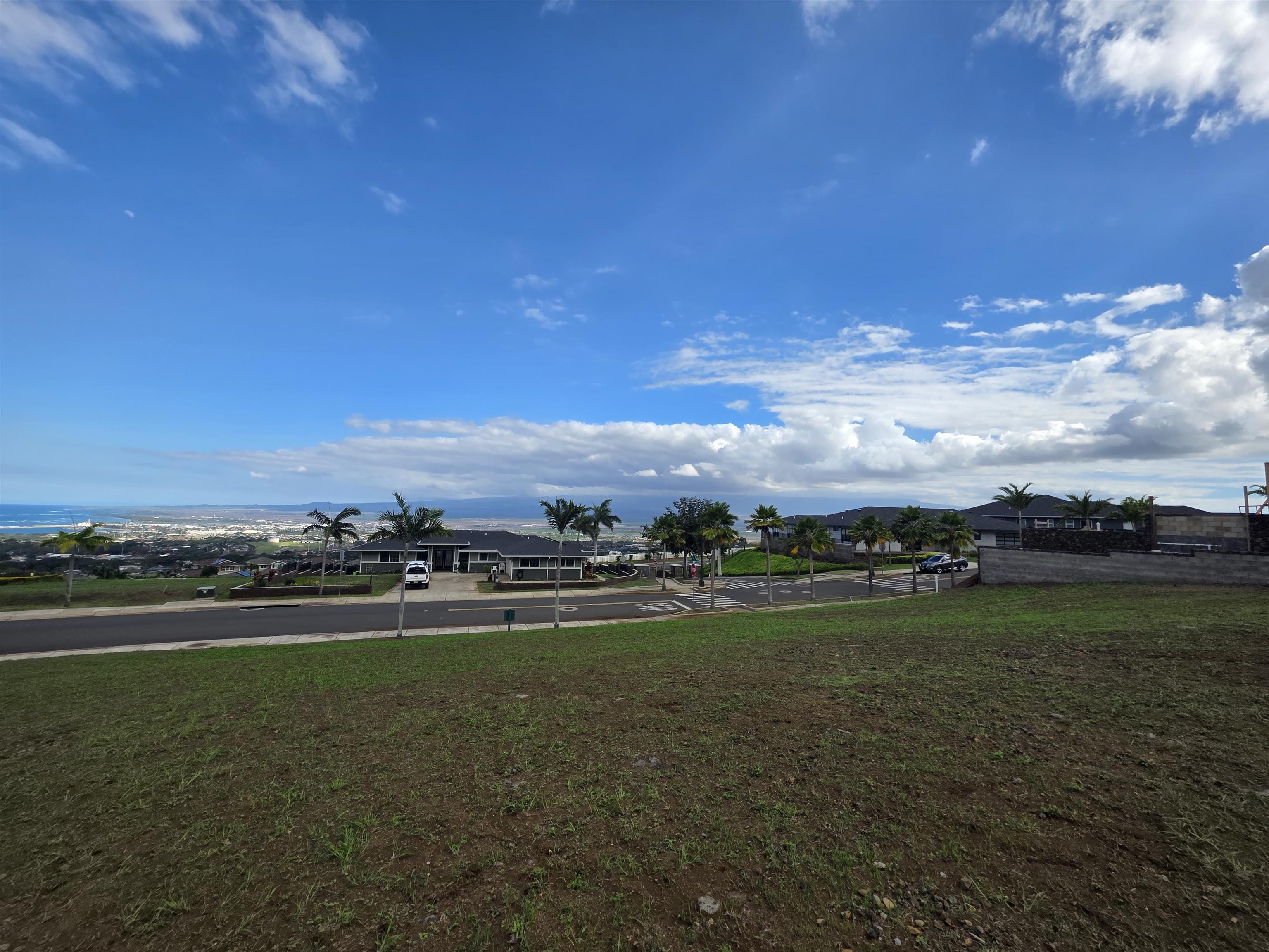 86 N Laikeha Pl Property Photo 3