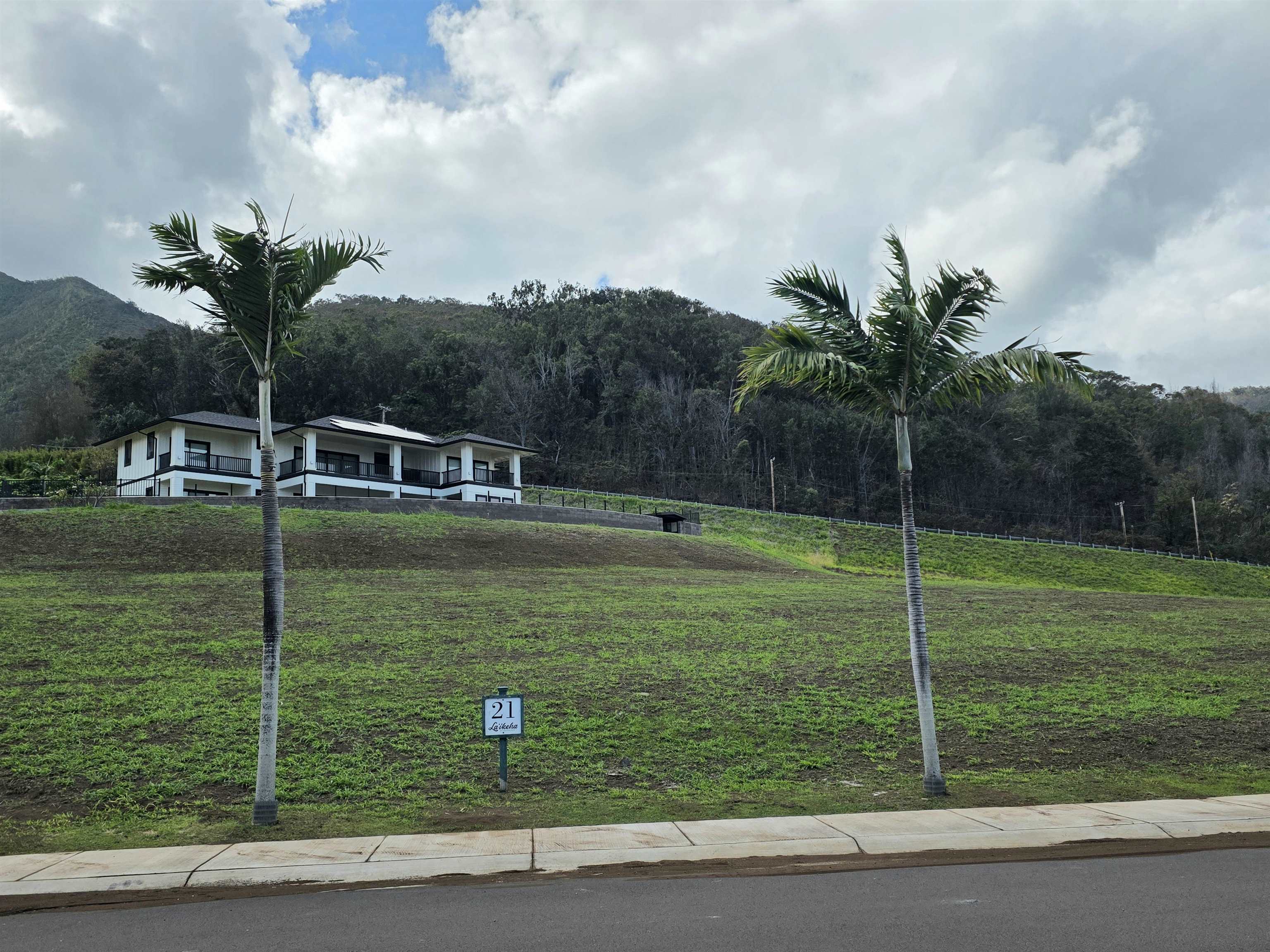 86 N Laikeha Pl Property Photo 4