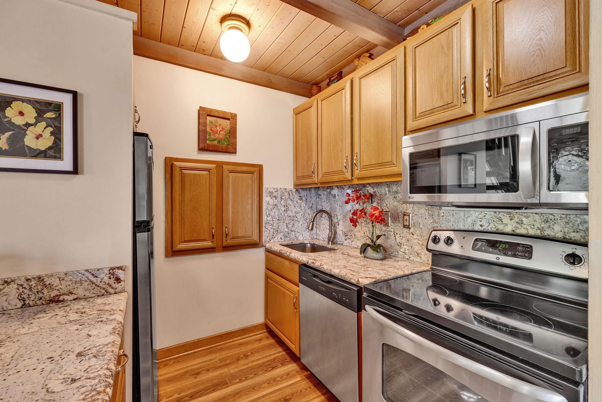 3691 Lower Honoapiilani Rd Property Photo 11