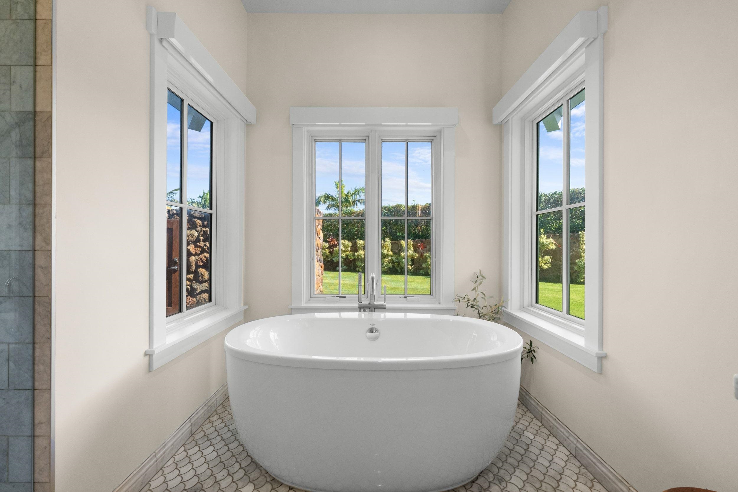 300 Mahana Ridge St Property Photo 28