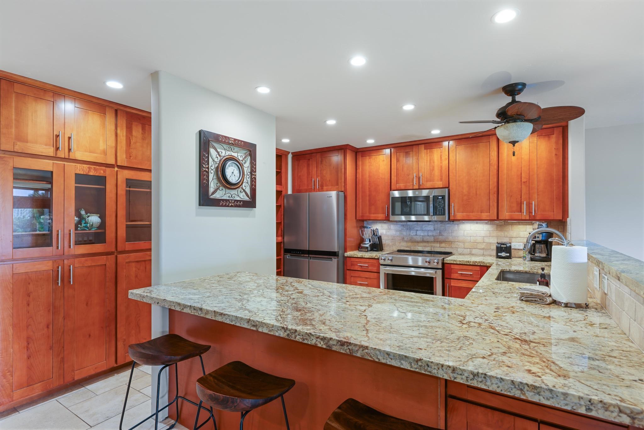 2560 Kekaa Dr Property Photo 11