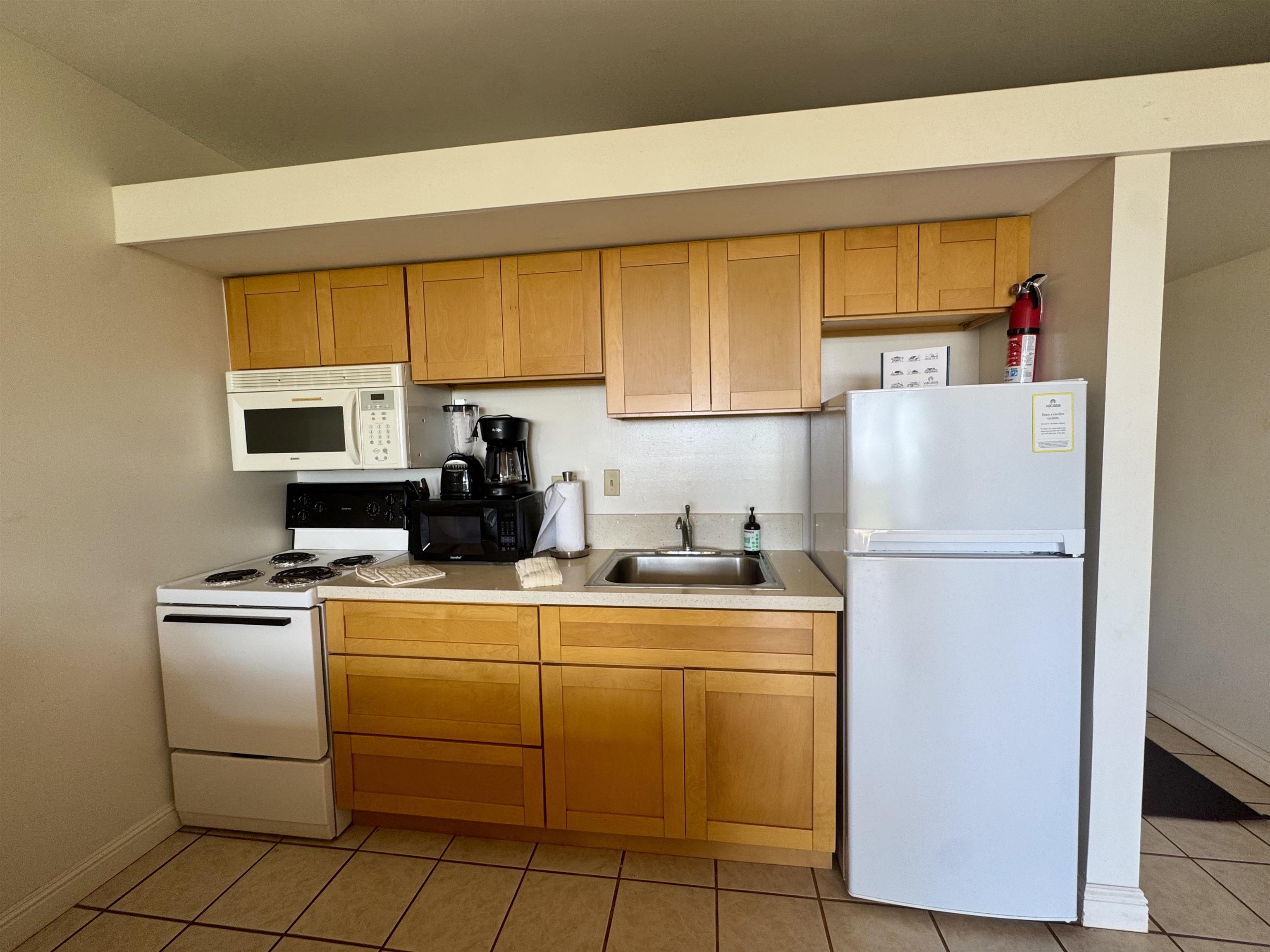 255 Kepuhi Pl Property Photo 5
