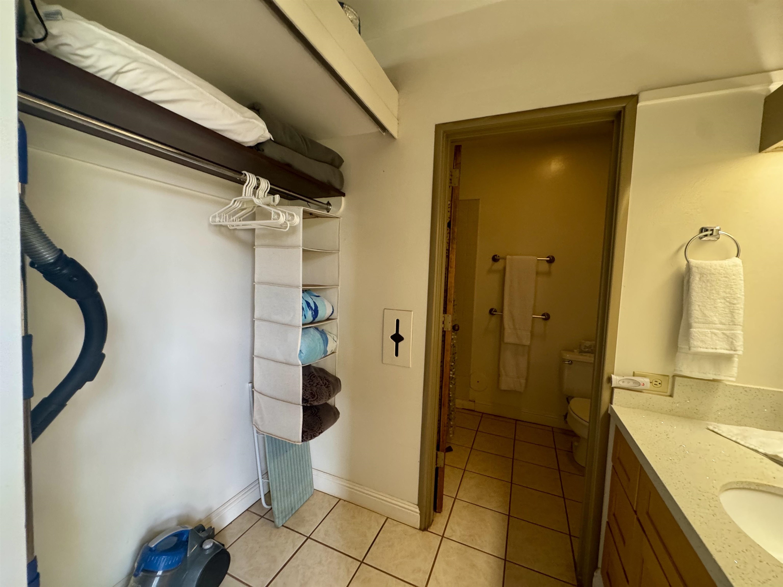 255 Kepuhi Pl Property Photo 10